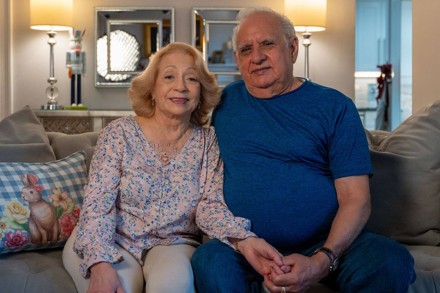 Elderly couple portrait in Boynton Beach, FL – capturing timeless love in a warm and inviting home setting.