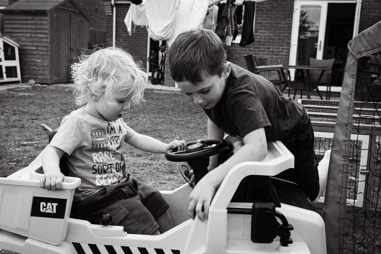 Outdoor family photography session in Lincoln UK