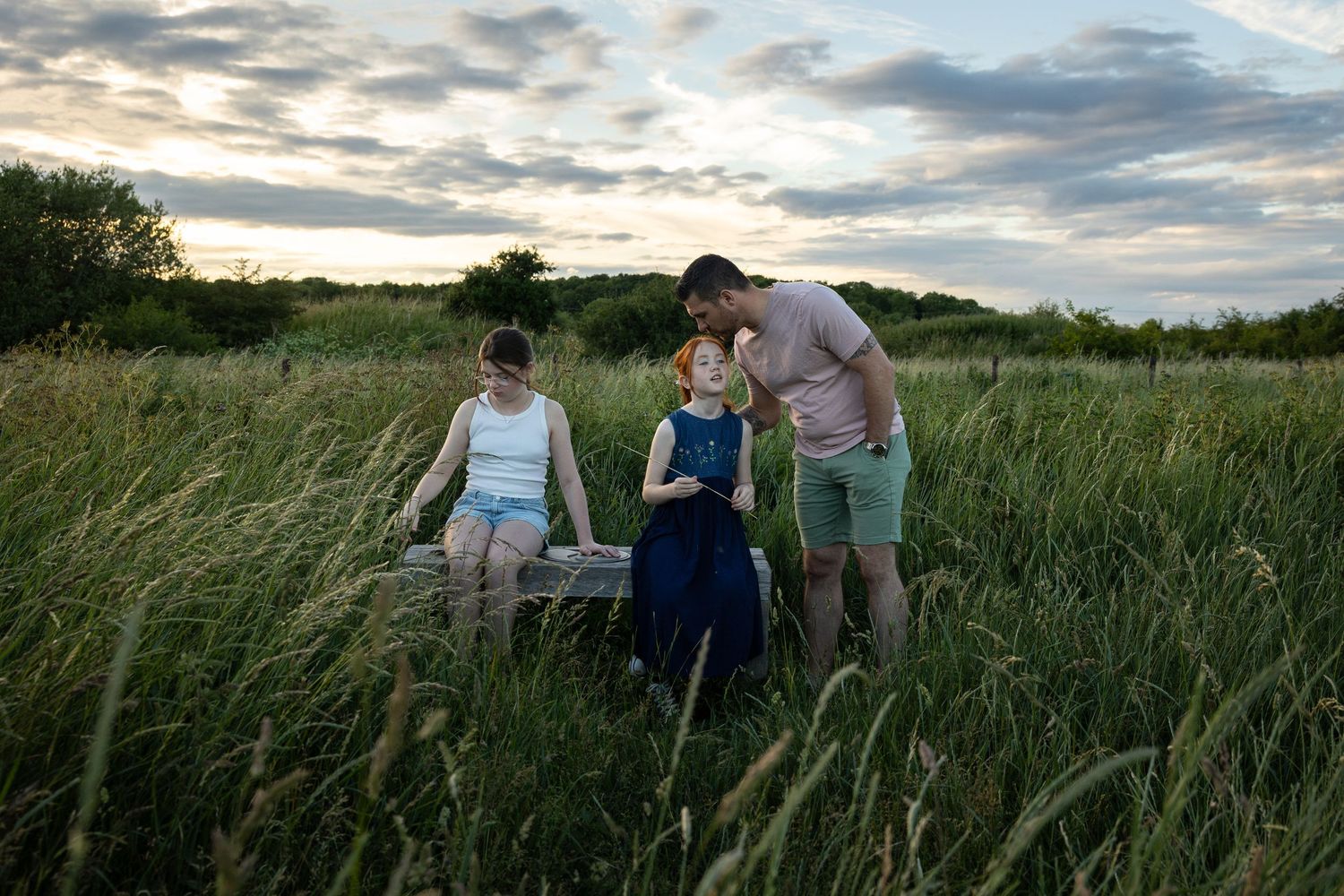 Outdoors family photoshoot in Lincolnshire, UK