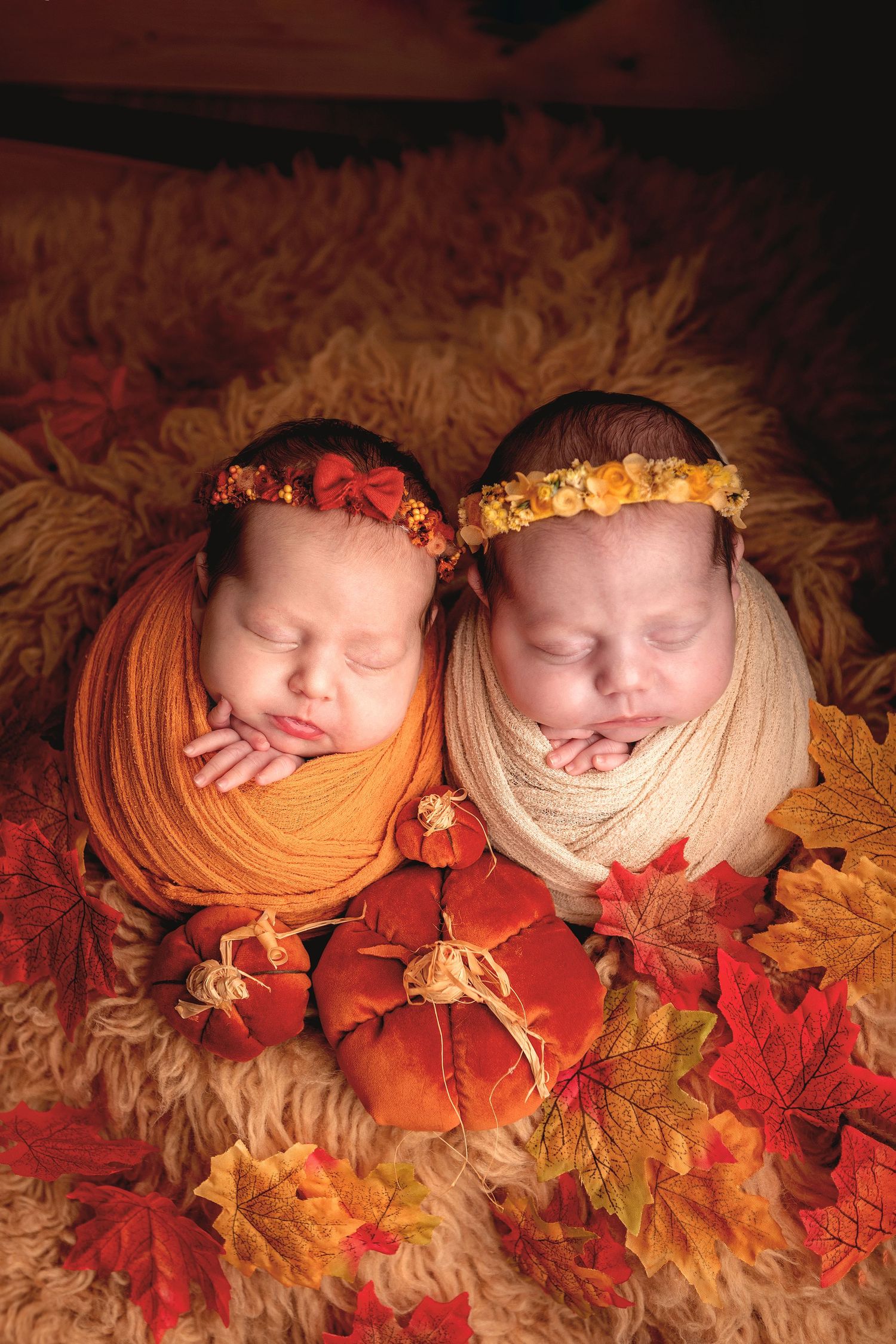 Servizi fotografici di Newborn, Maternità, Famiglia, Compleanni, Feste private, Smashcake, Battesimi, Ritratti. Realizzazione Fotolibri.