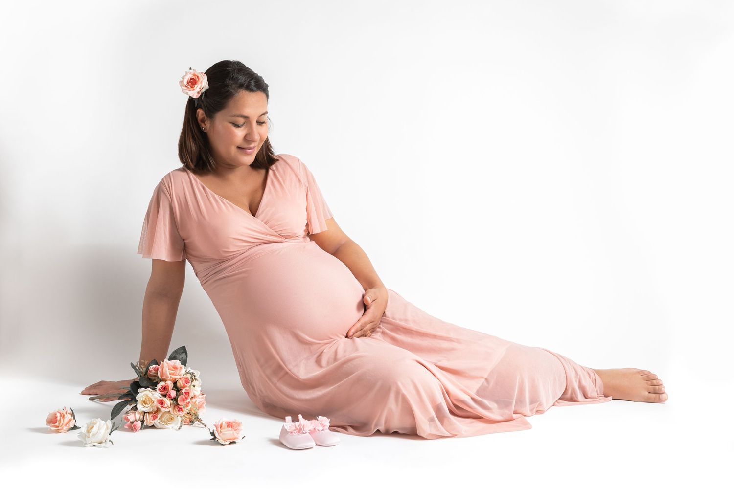 Servizi fotografici di Newborn, Maternità, Famiglia, Compleanni, Feste private, Smashcake, Battesimi, Ritratti. Realizzazione Fotolibri.