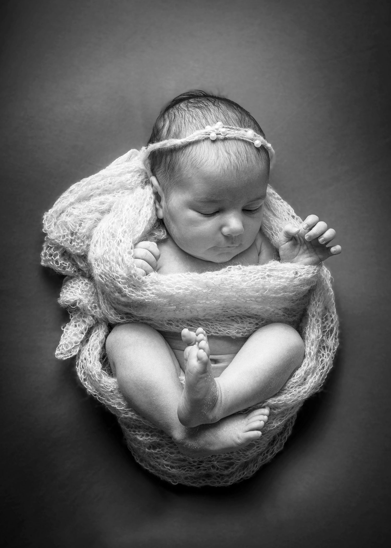 Servizi fotografici di Newborn, Maternità, Famiglia, Compleanni, Feste private, Smashcake, Battesimi, Ritratti. Realizzazione Fotolibri.