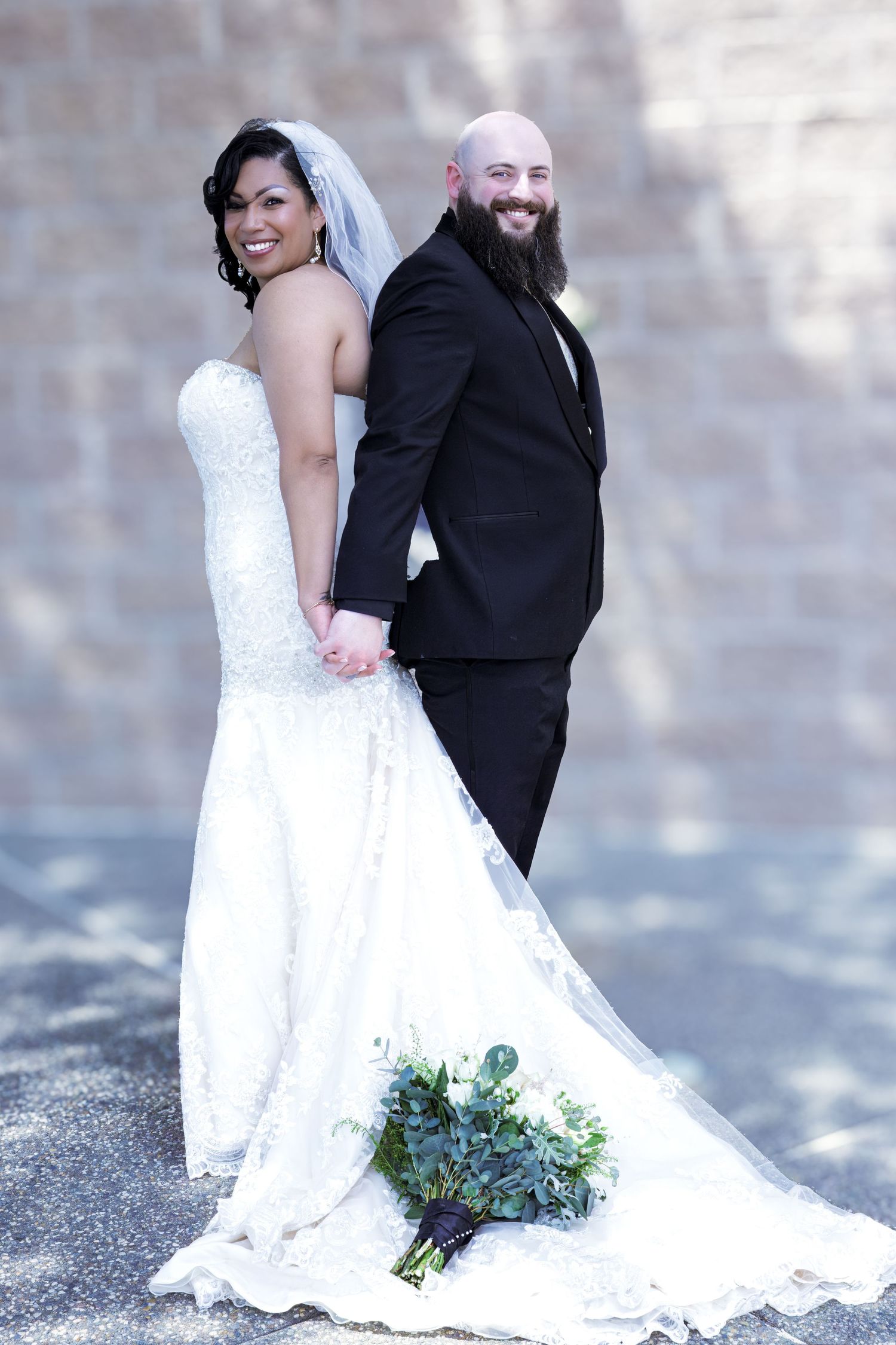 Wedding photographed outdoors in Elk Grove, California by Tea & Sugar Shots by Gretchen Schmidt.