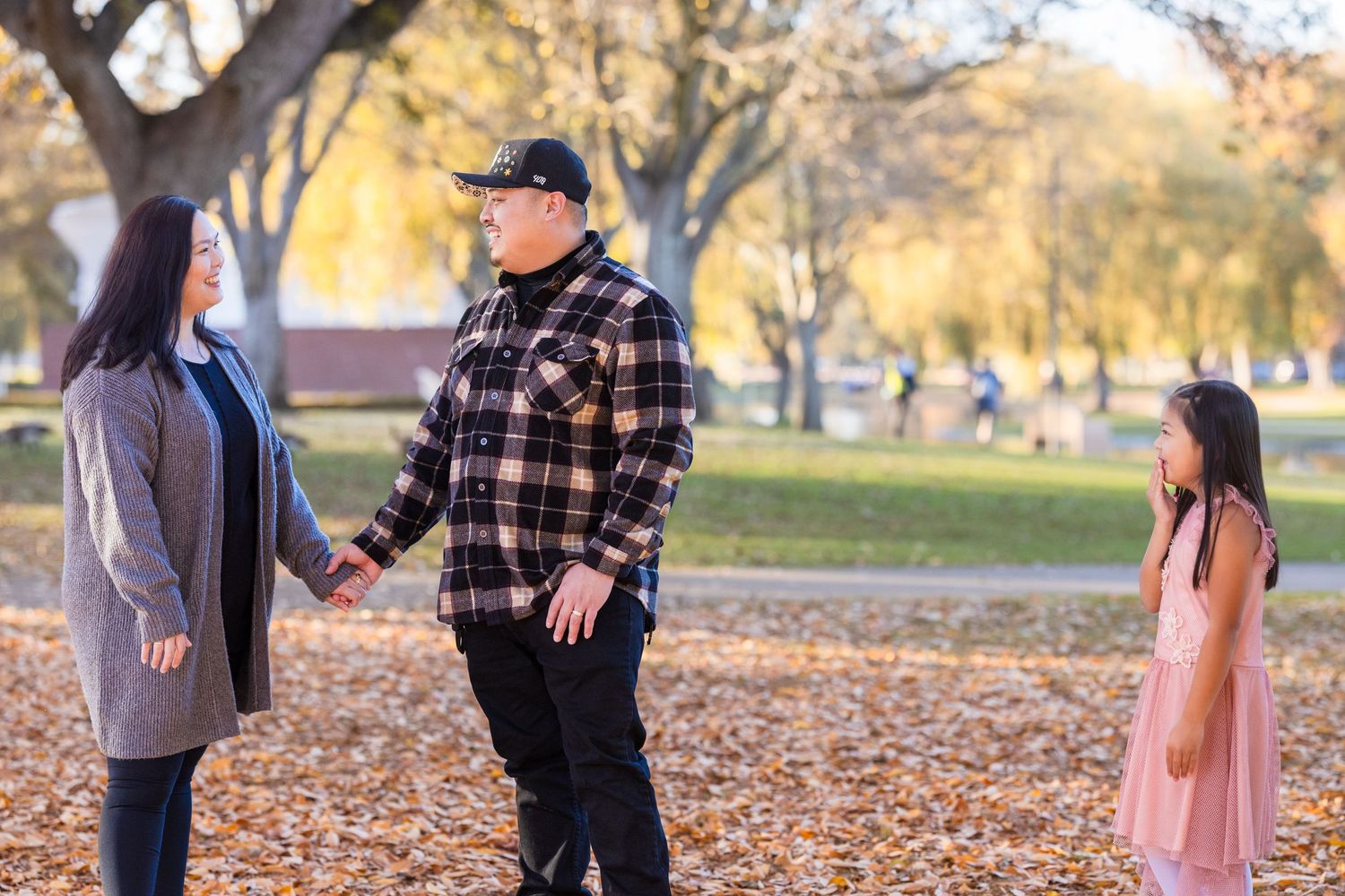 Family session photographed in Elk Grove, California by Tea & Sugar Shots by Gretchen Schmidt.