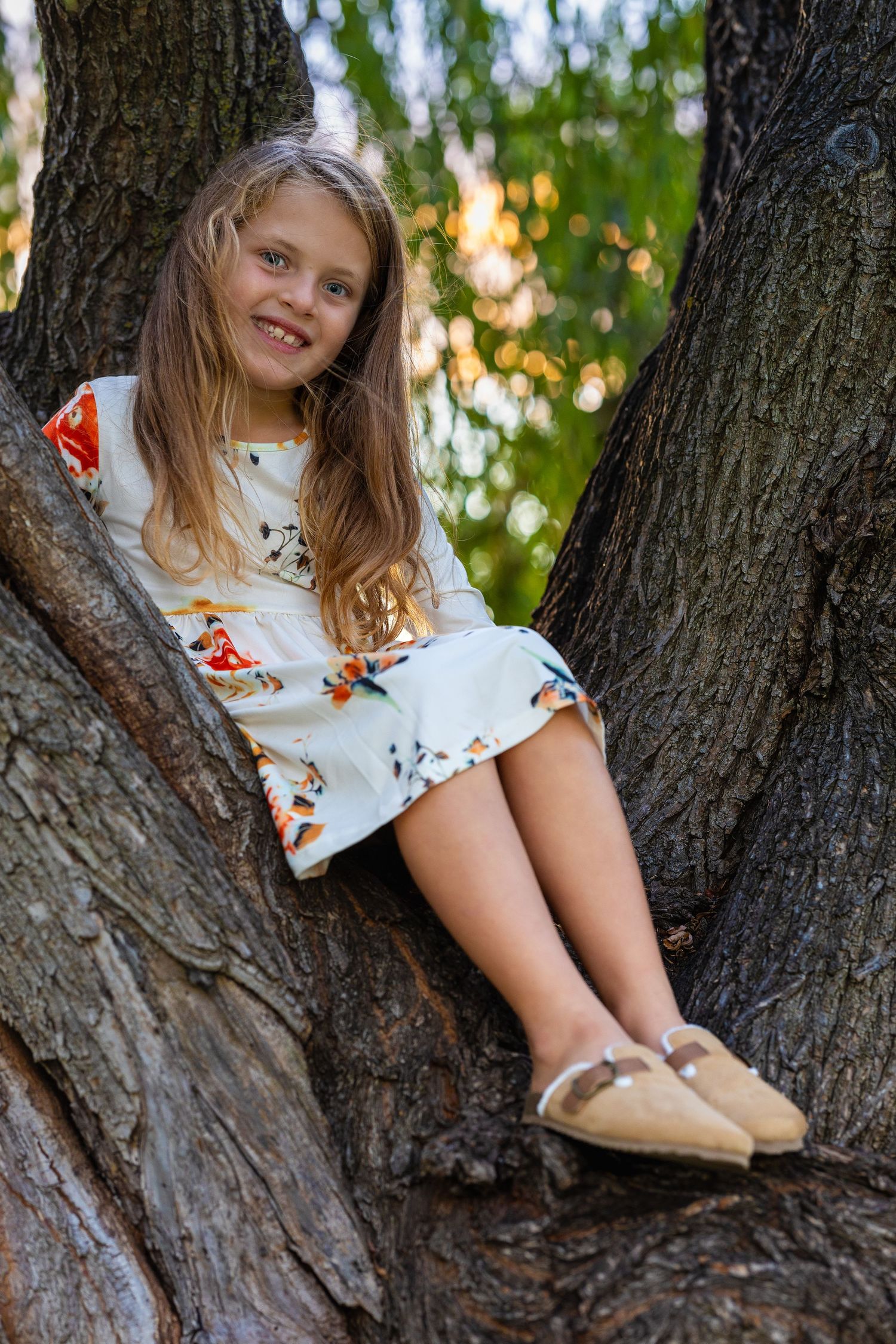 Family session photographed in Elk Grove, California by Tea & Sugar Shots by Gretchen Schmidt.