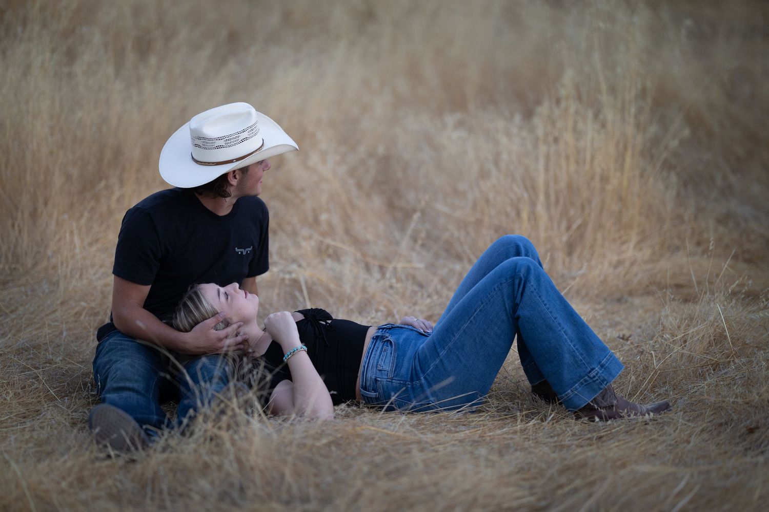 Couple photographed in Elk Grove, California by Tea & Sugar Shots by Gretchen Schmidt.