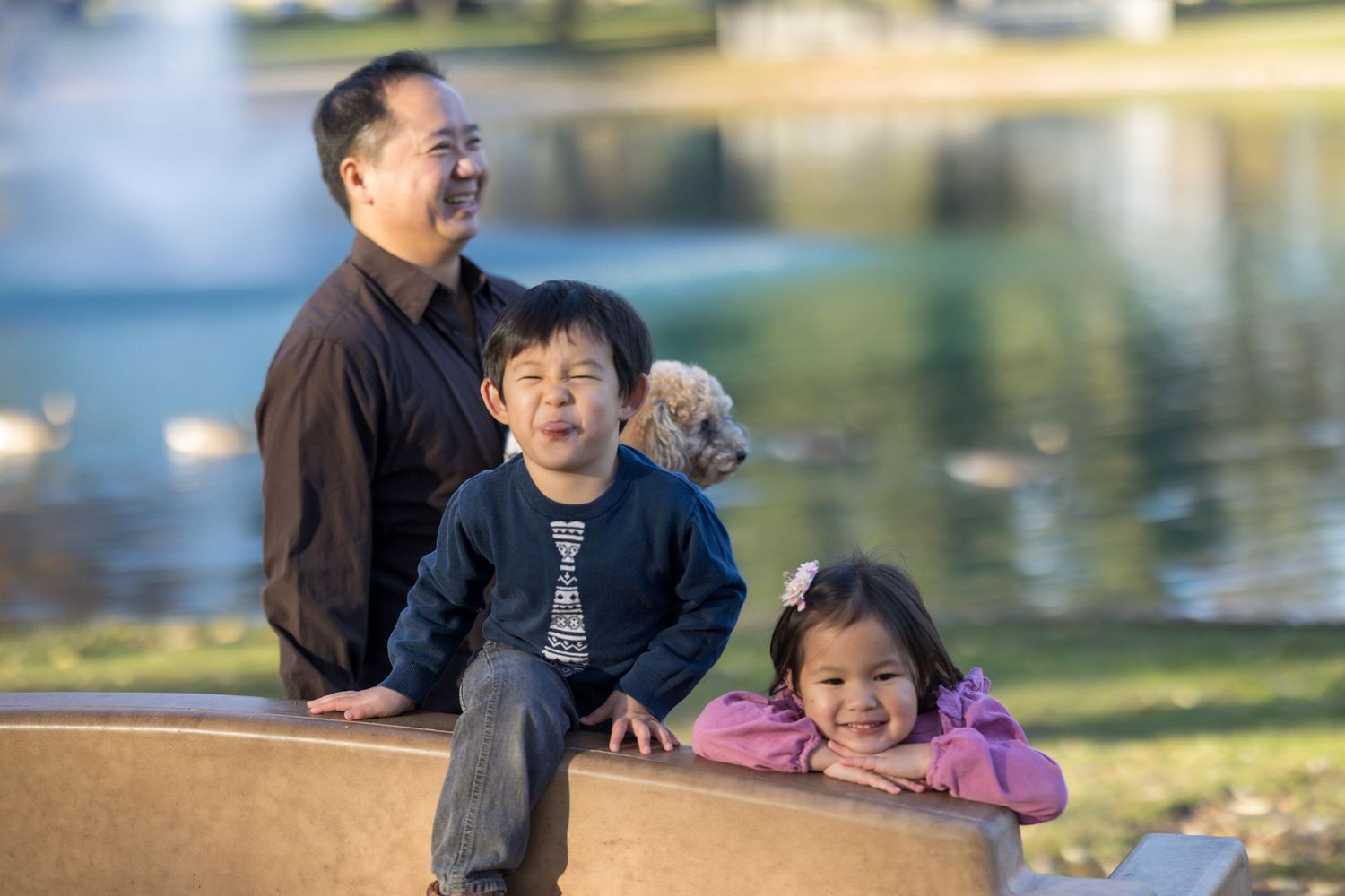 Family session photographed in Elk Grove, California by Tea & Sugar Shots by Gretchen Schmidt.