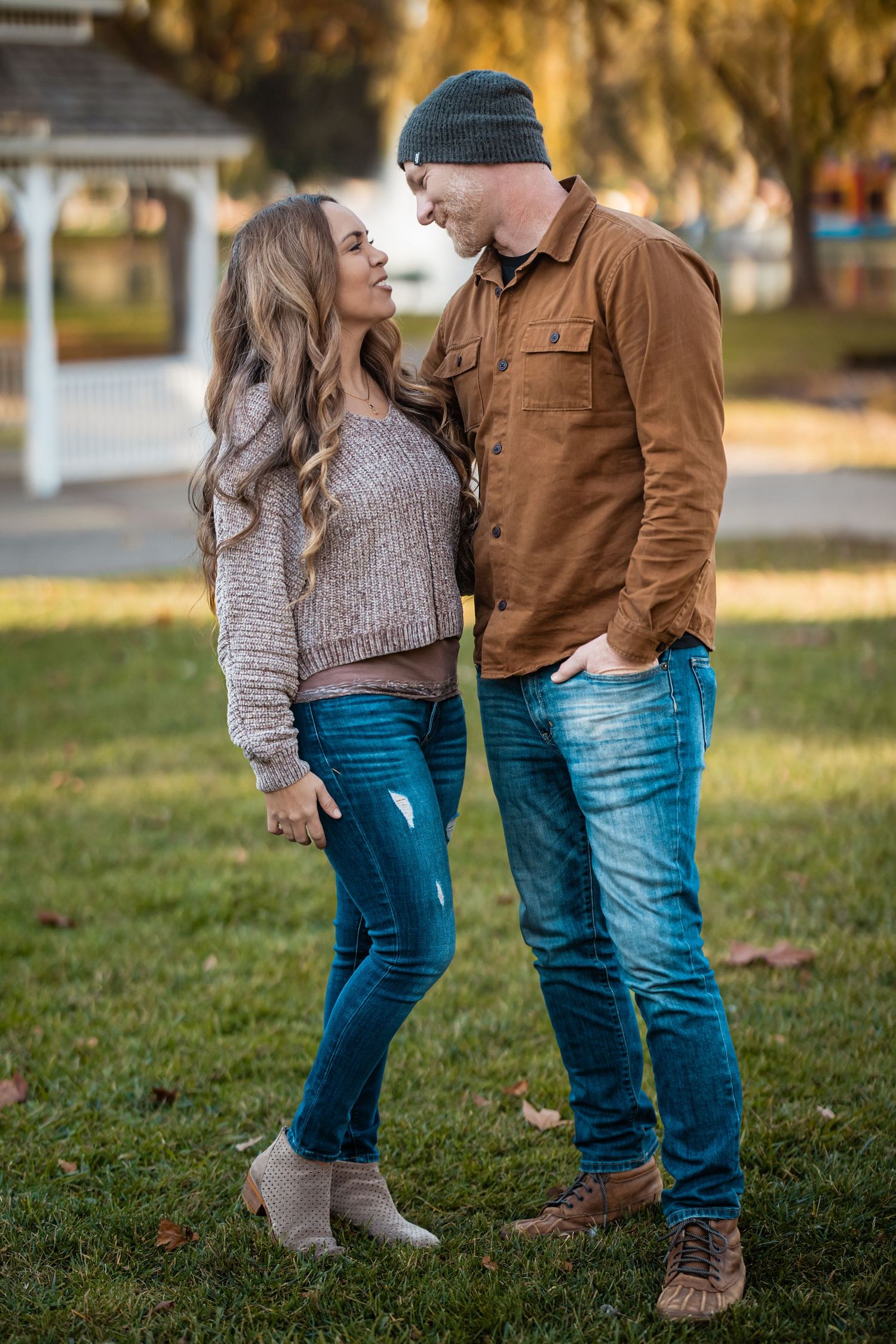 Family session photographed in Elk Grove, California by Tea & Sugar Shots by Gretchen Schmidt.