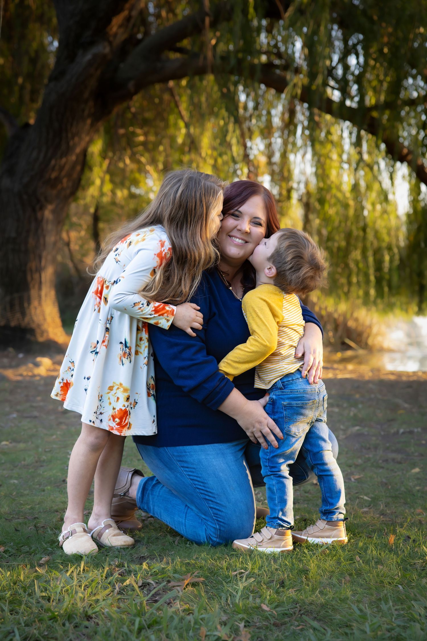 Family session photographed in Elk Grove, California by Tea & Sugar Shots by Gretchen Schmidt.