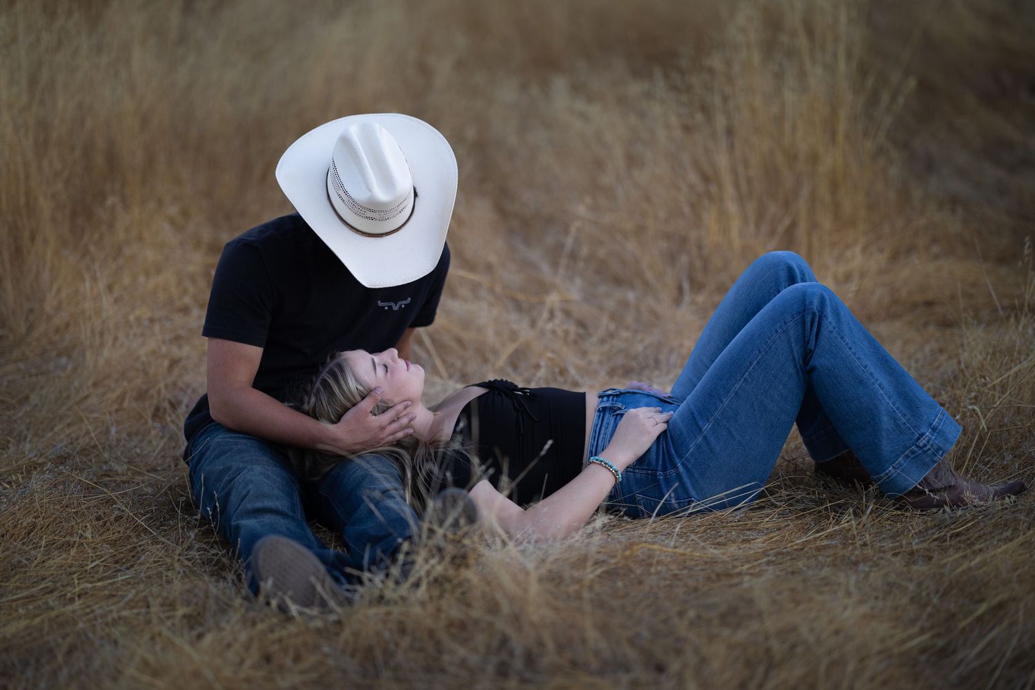 Couple photographed in Elk Grove, California by Tea & Sugar Shots by Gretchen Schmidt.