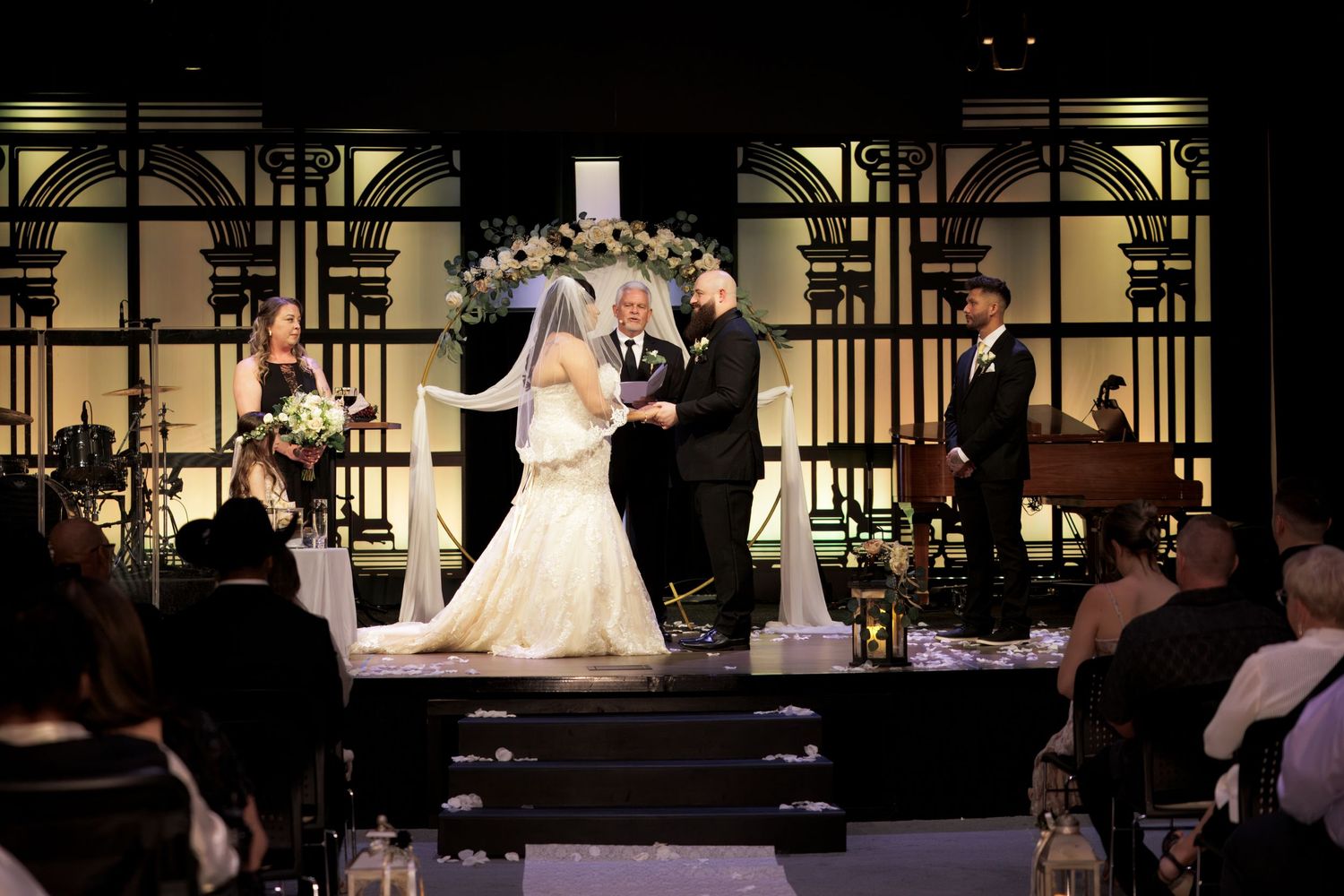 Wedding photographed in Elk Grove, California by Tea & Sugar Shots by Gretchen Schmidt.