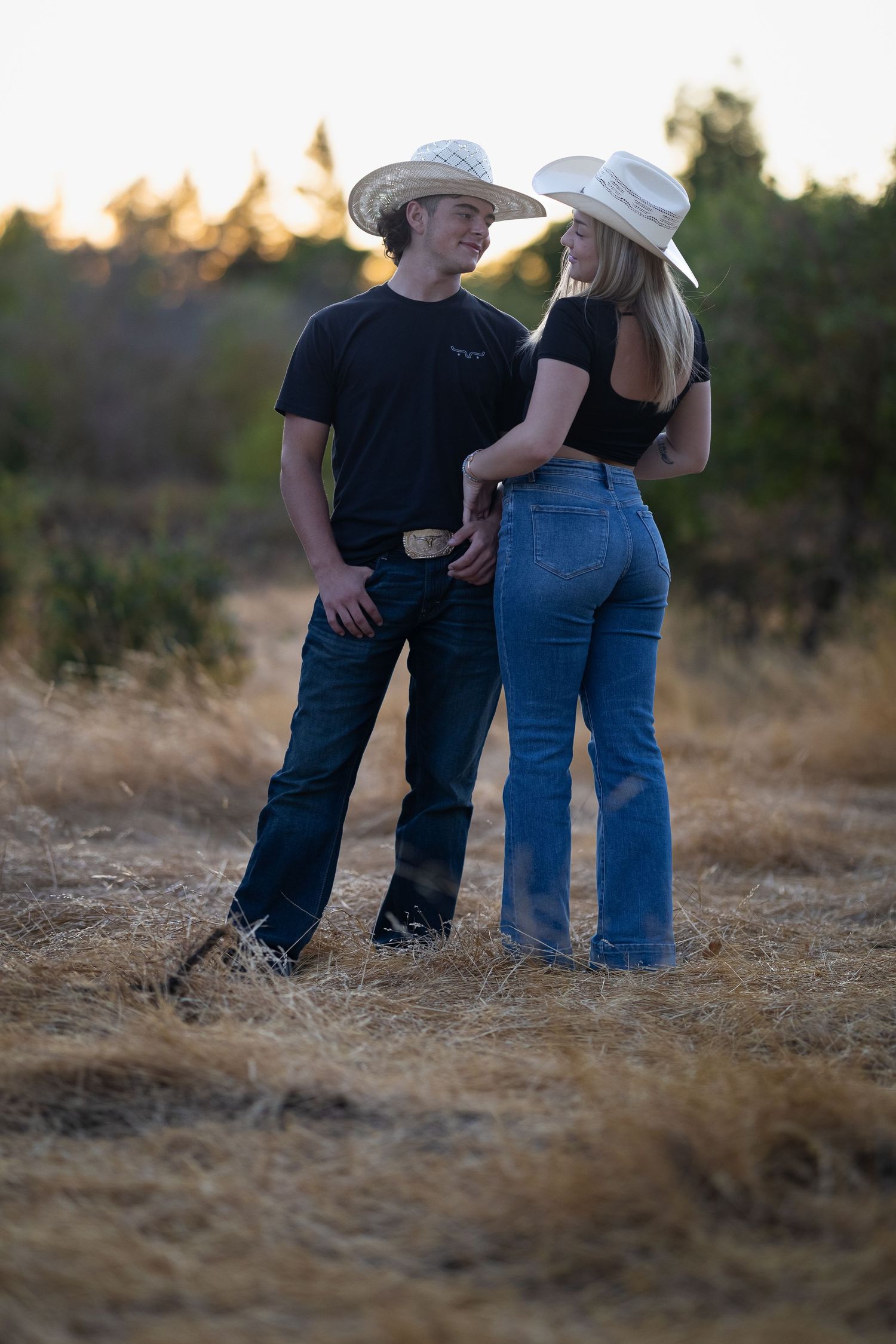 Couple photographed in Elk Grove, California by Tea & Sugar Shots by Gretchen Schmidt.