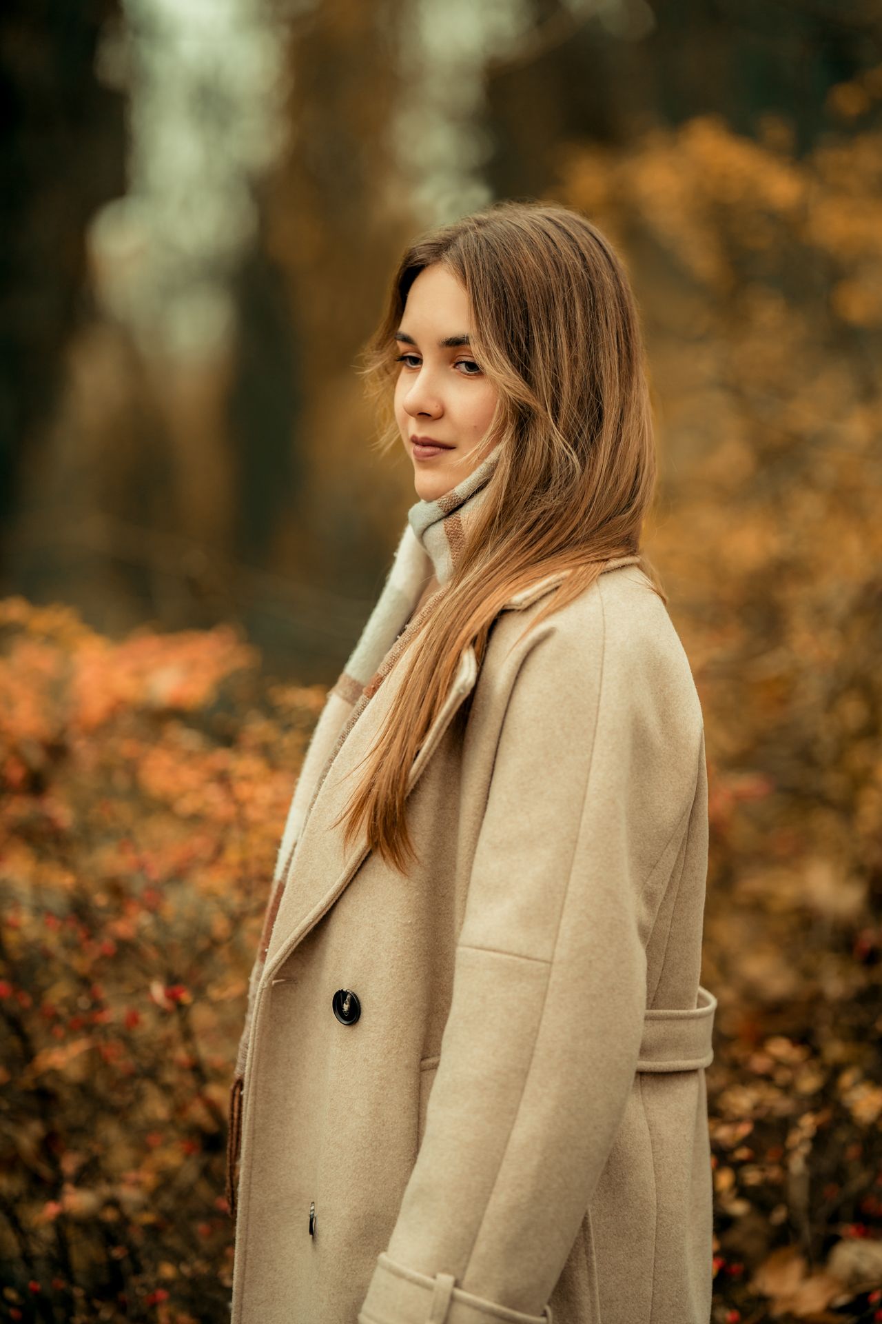Profesjonalna fotografia portretowa – naturalne światło, autentyczność i piękno w prostocie. Indywidualna sesja, która podkreśla wyjątkowość