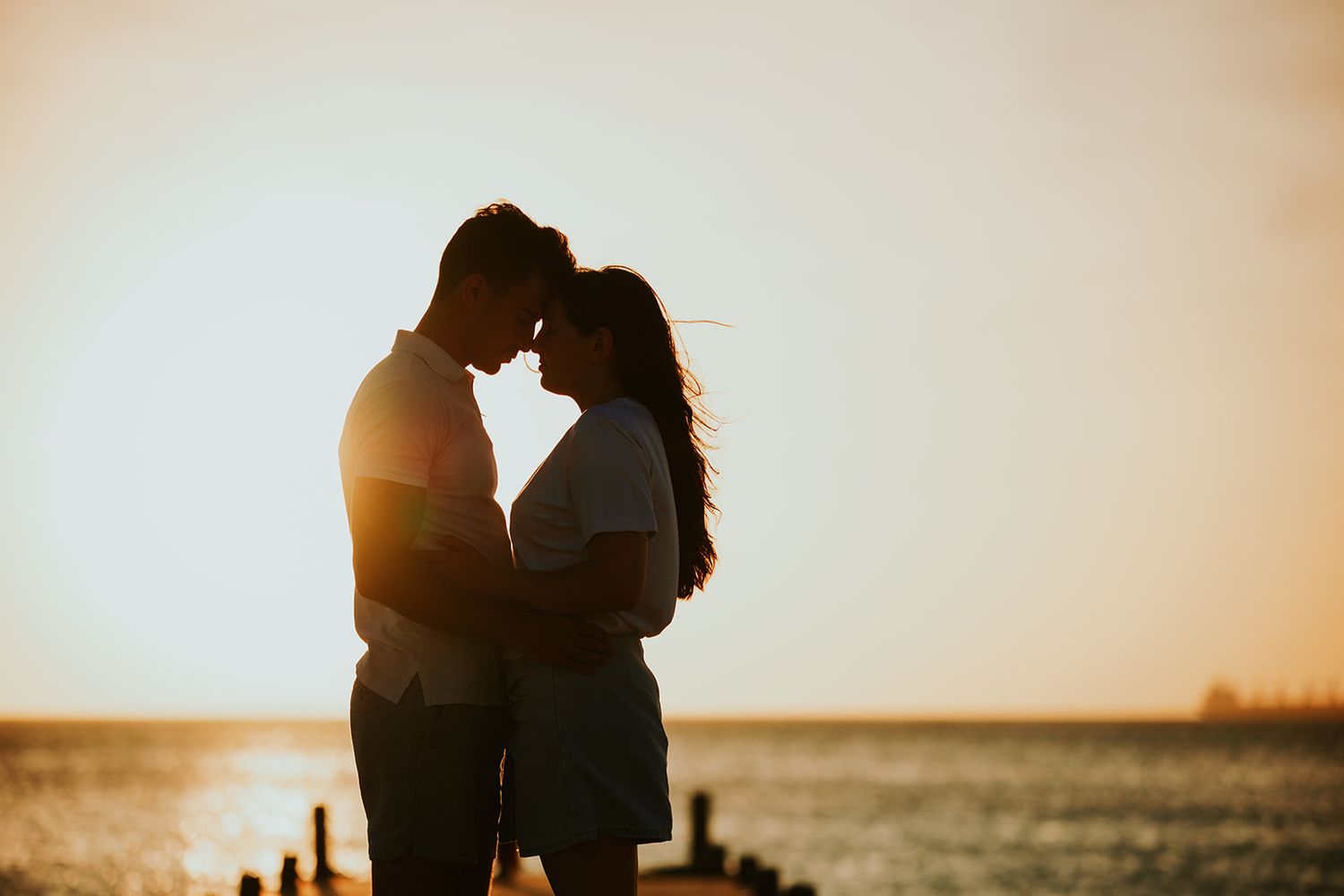 Natural couple portrait session in Aruba during golden hour