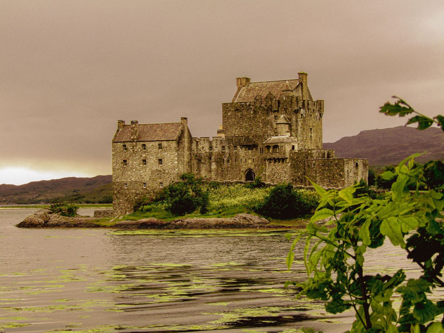Eilean Donan Castle, Scotland, highlands