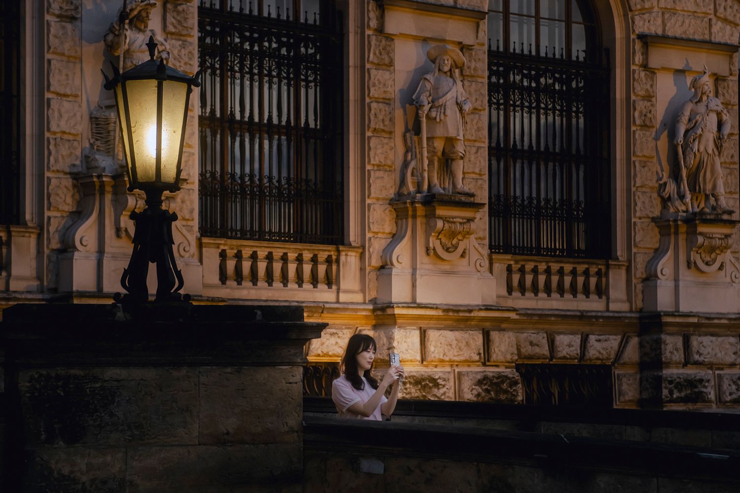 Vienna travel photos, couples, dating, honeymoon, family, friendship Vienna snaps. 비엔나 여행 사진, 커플, 데이트, 허니문, 가족, 우정, 비엔나 스냅