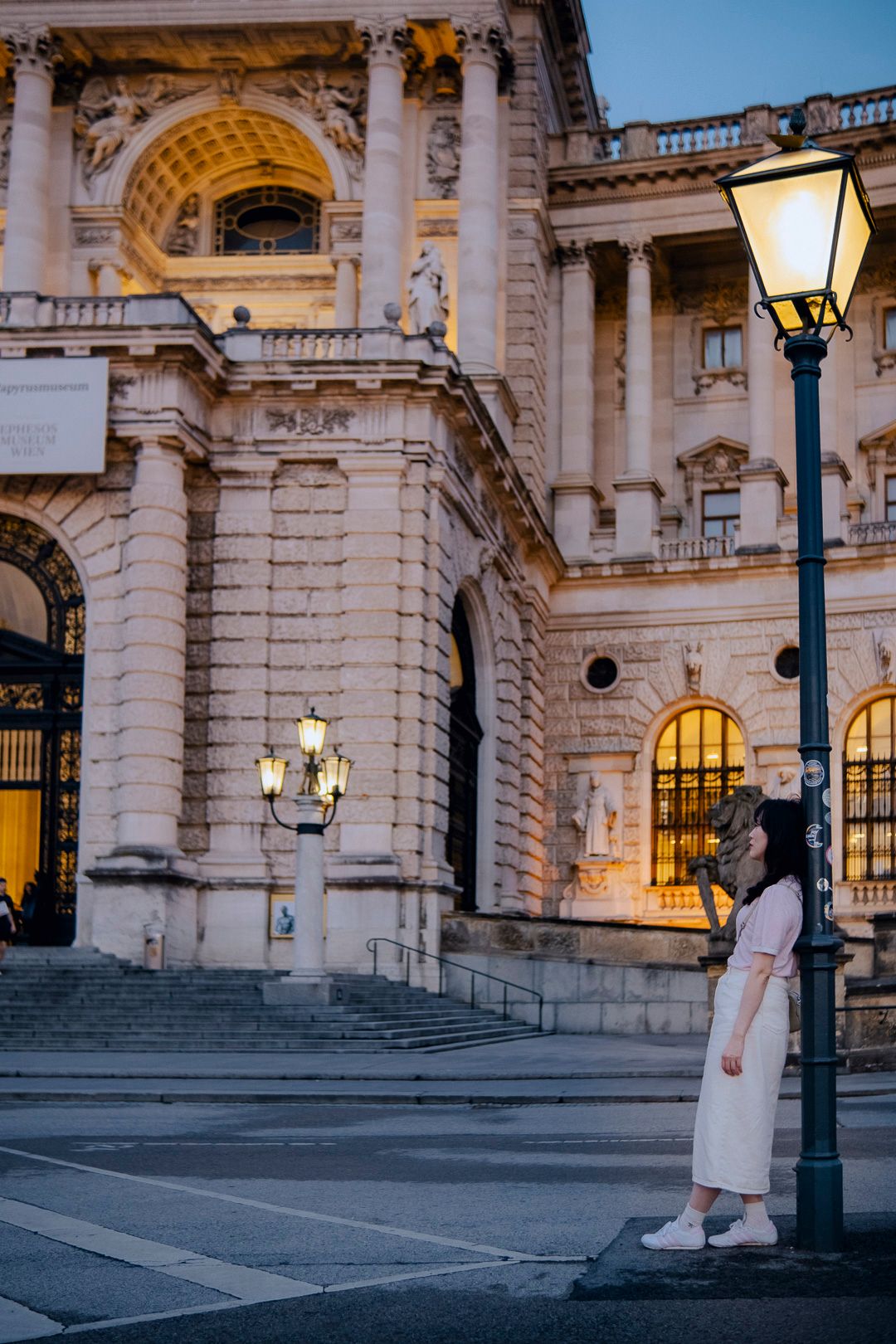 Vienna travel photos, couples, dating, honeymoon, family, friendship Vienna snaps. 비엔나 여행 사진, 커플, 데이트, 허니문, 가족, 우정, 비엔나 스냅