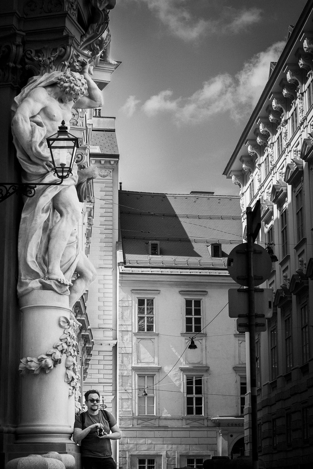 Vienna travel photos, cinematic travel, classic movie style, Vienna snaps, Vienna emotional snaps. 비엔나 여행 사진, 시네마틱 여행, 고전영화스타일, 비엔나 스냅, 비엔나