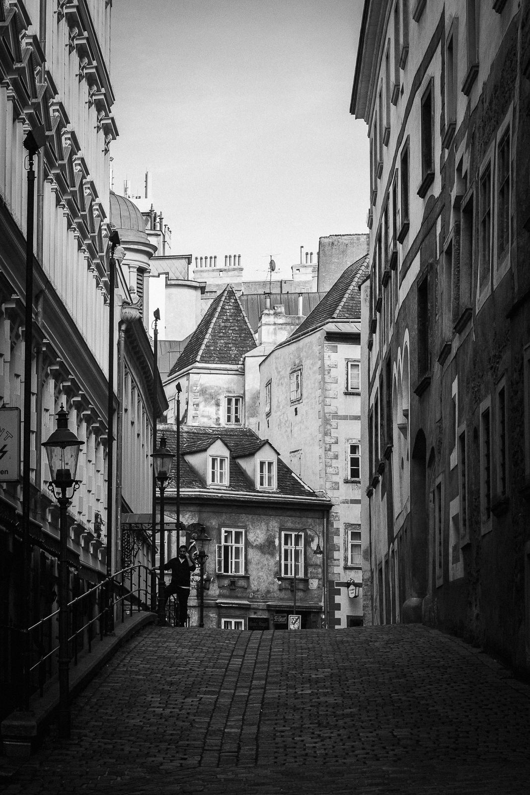 Vienna travel photos, cinematic travel, classic movie style, Vienna snaps, Vienna emotional snaps. 비엔나 여행 사진, 시네마틱 여행, 고전영화스타일, 비엔나 스냅, 비엔나