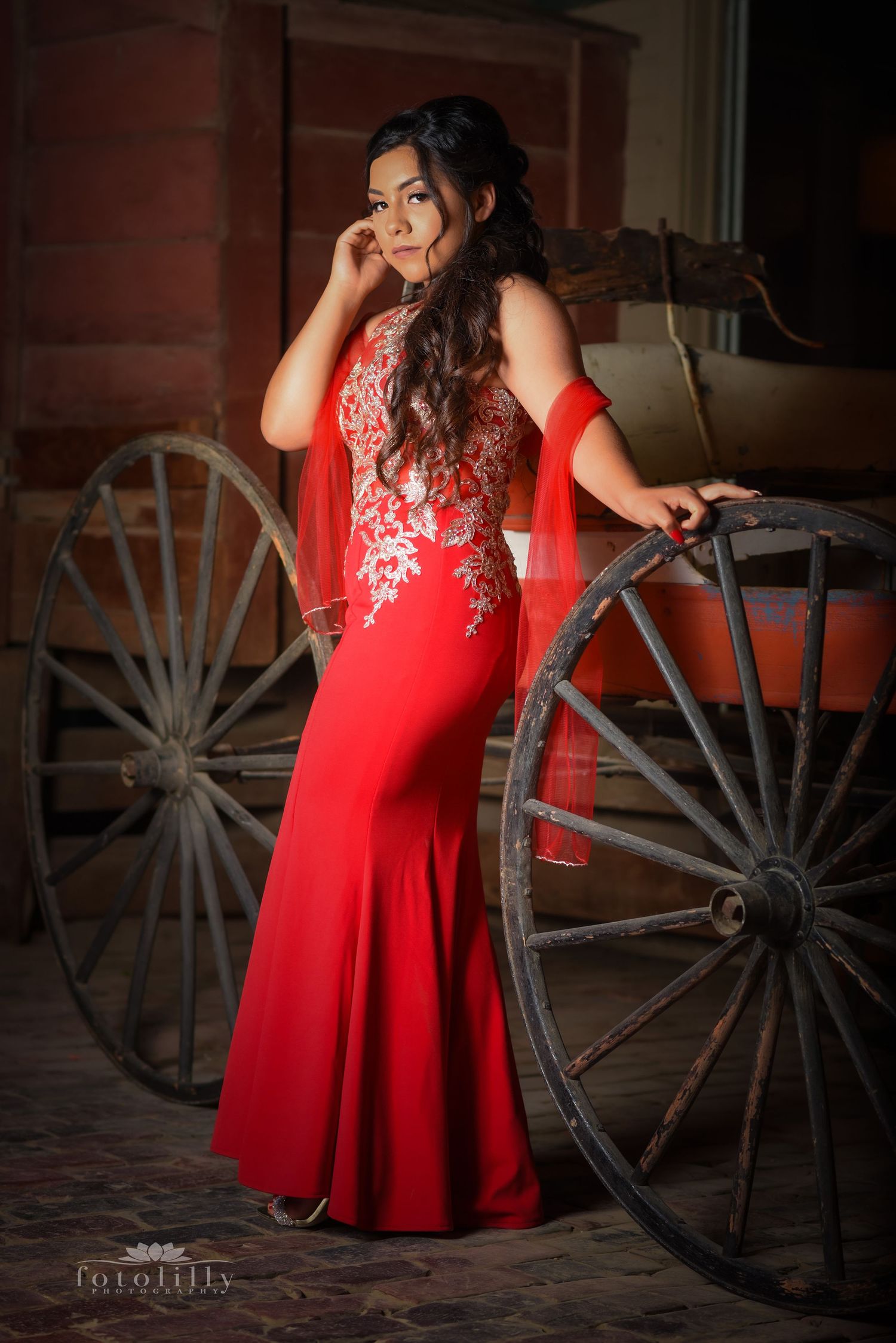 DIY Quinceañera Save the Date pictures at Arbor Hills Nature Preserve featuring outdoor Quince photography in North Texas parks