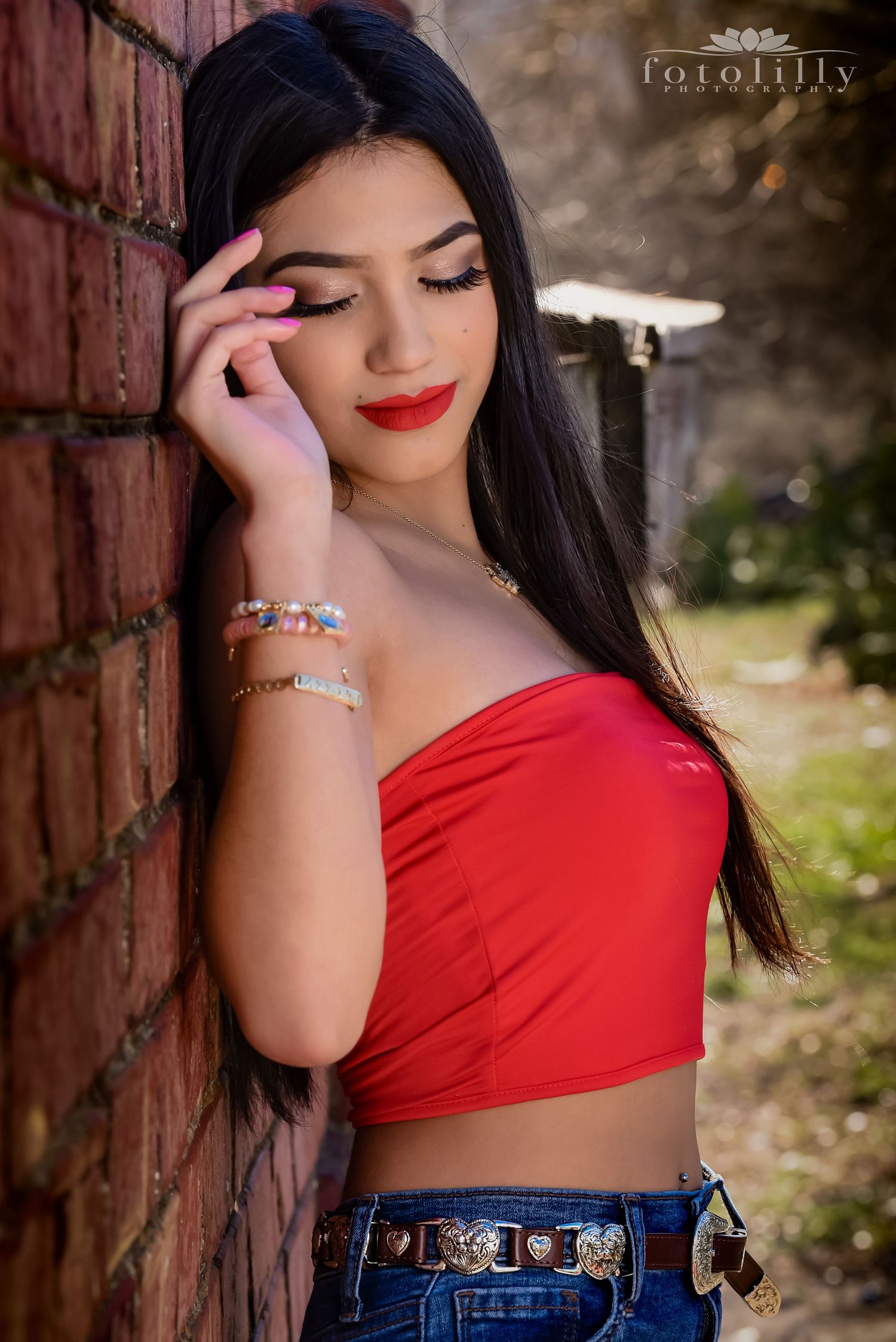 DIY Quinceañera Save the Date photos in North Texas featuring elegant Quince picture ideas with outdoor parks and Golden Hour portraits
