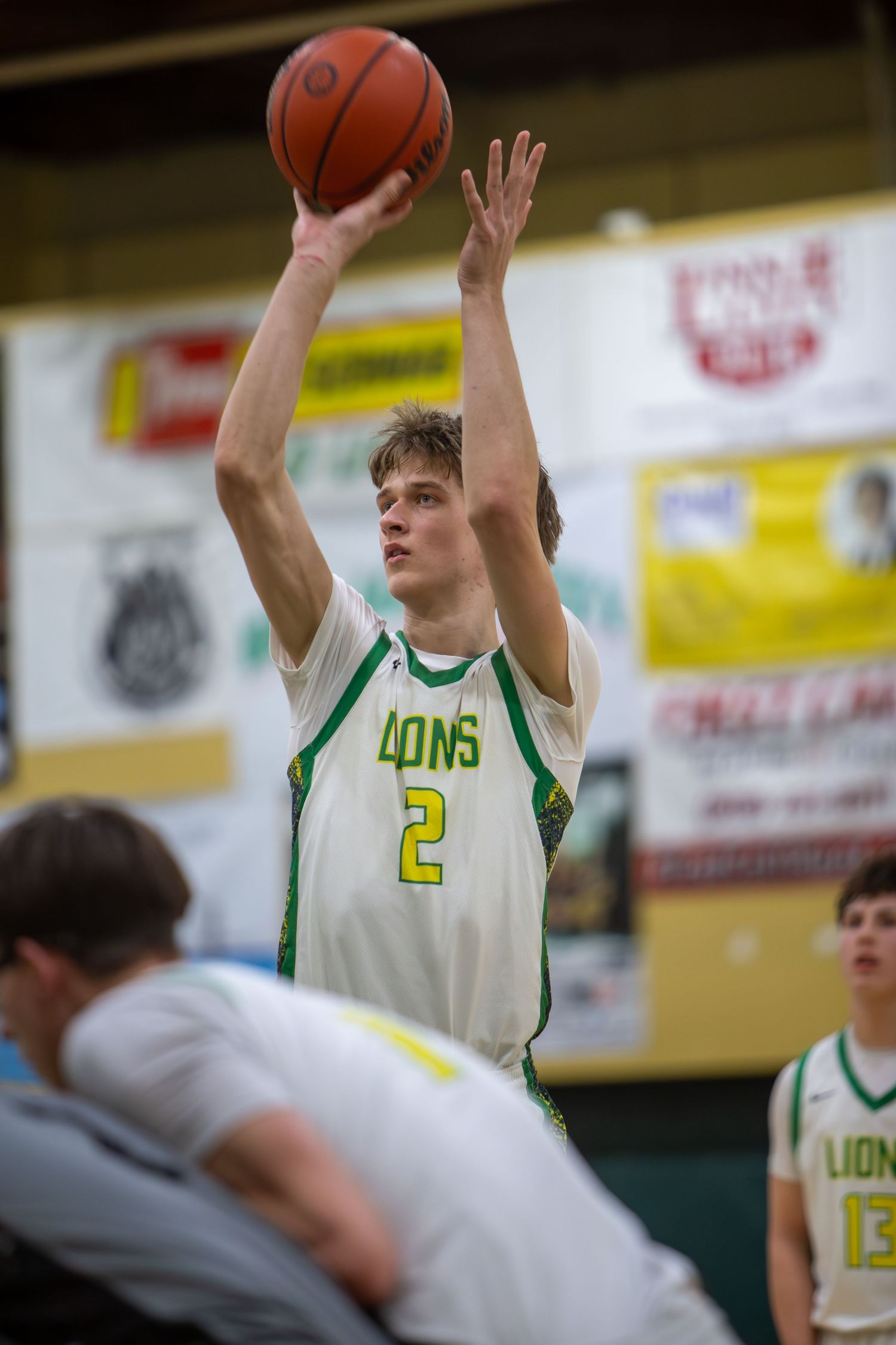 West Linn Lions Basketball competes against Tualatin High School