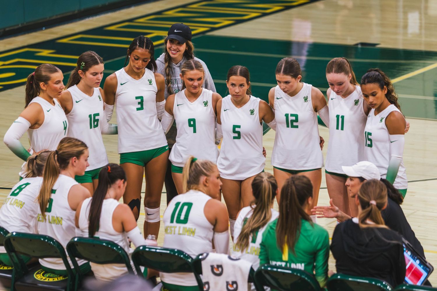 Photos of West Linn Varsity Volleyball