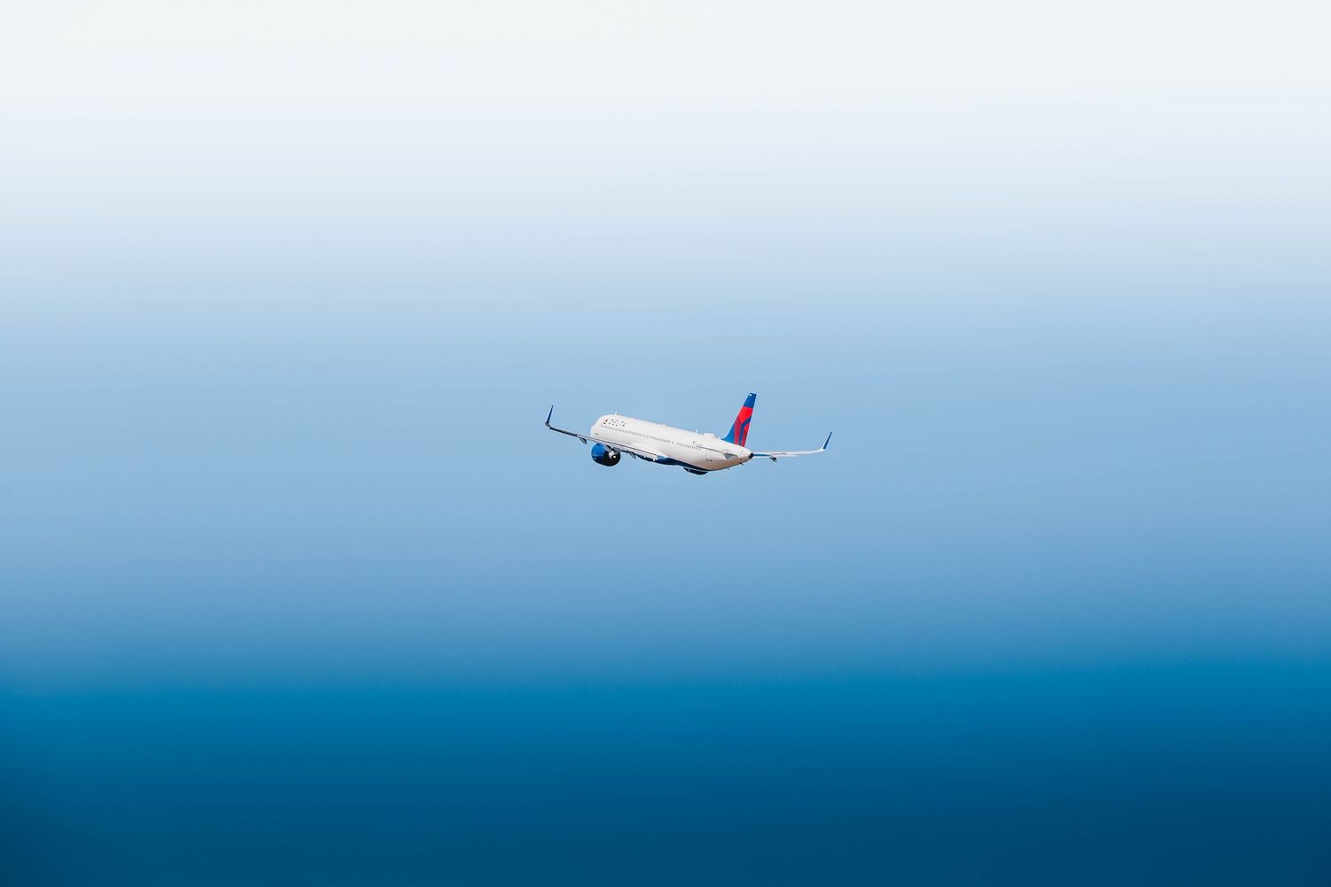 Plane Spotting Photography at Portland International Airport.
