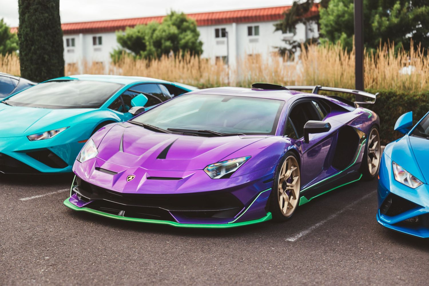 Purple Lamborghini Aventador SVJ