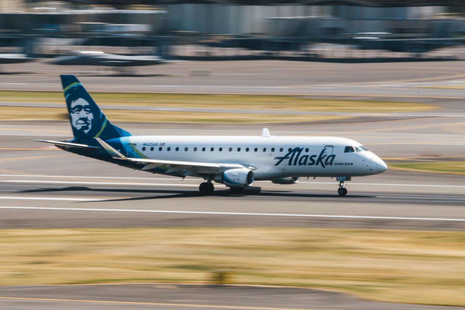 Plane Spotting Photography at Portland International Airport.