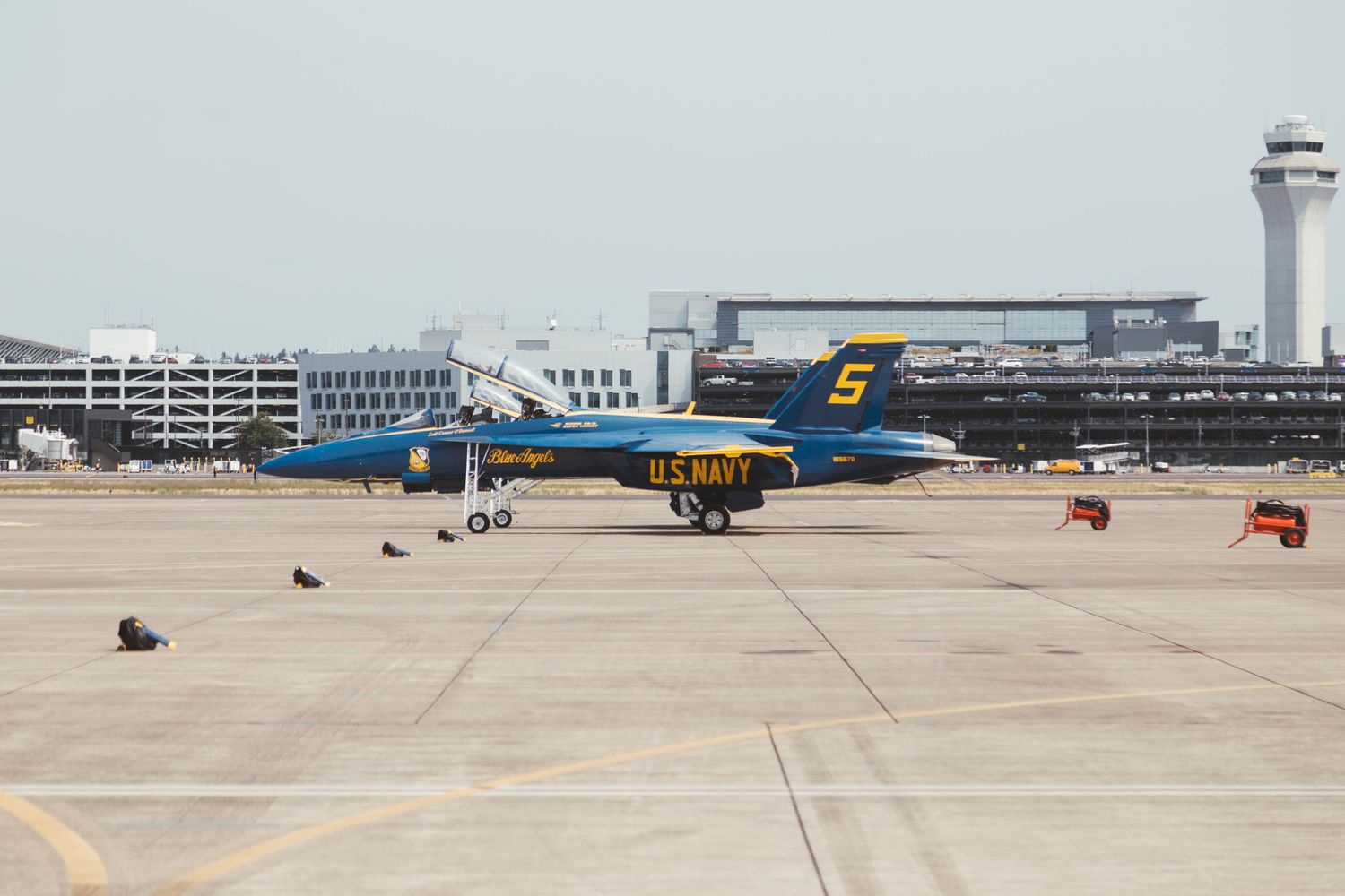 The U.S. Navy Blue Angels sit stationary on the ramp at Portland Air National Guard base at KPDX.