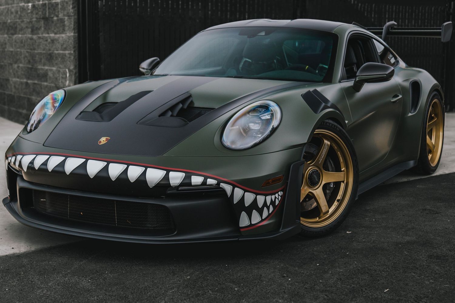 Porsche 911 GT3 RS with shark teeth at Portland Cars and Coffee.