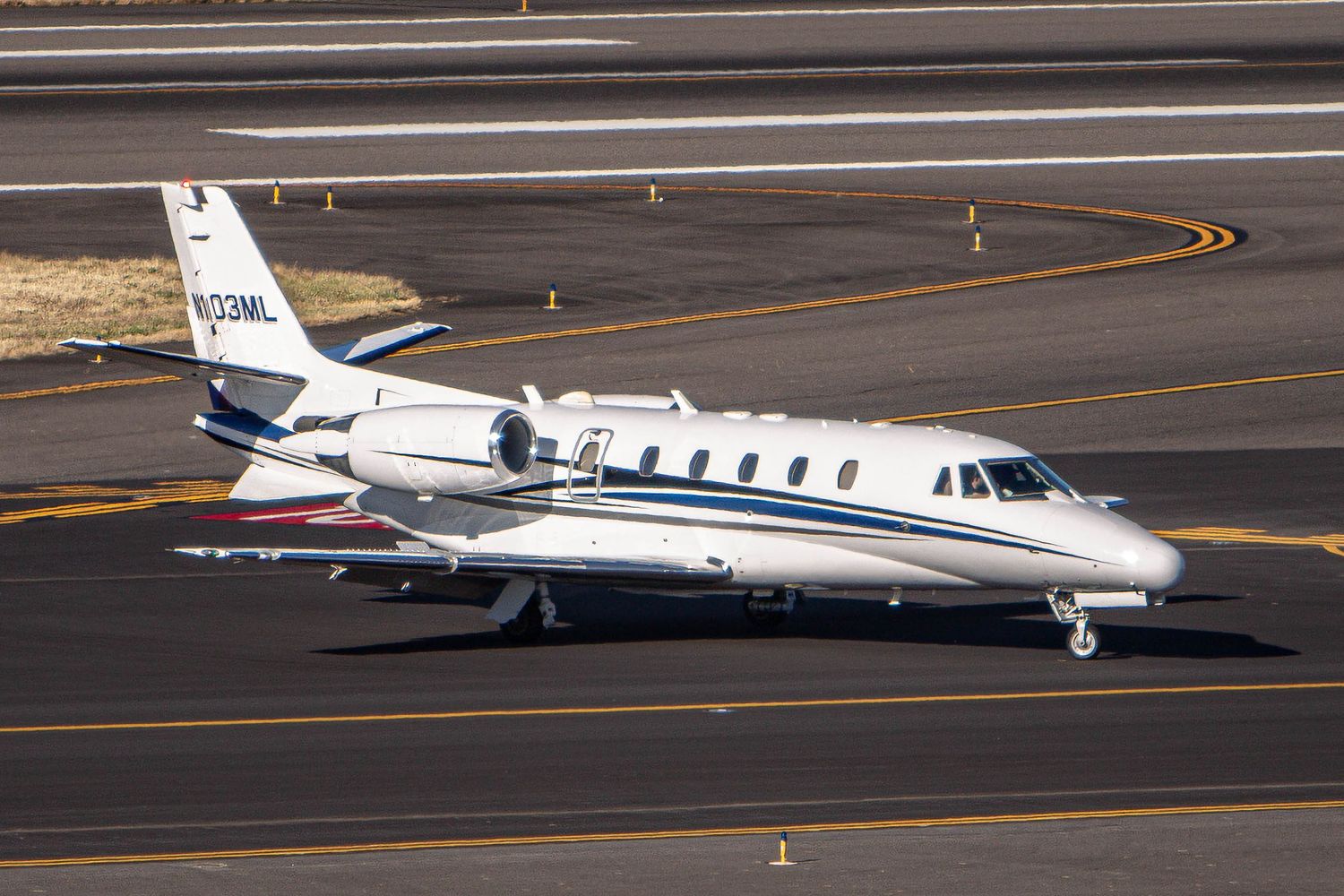 Plane Spotting Photography at Portland International Airport.