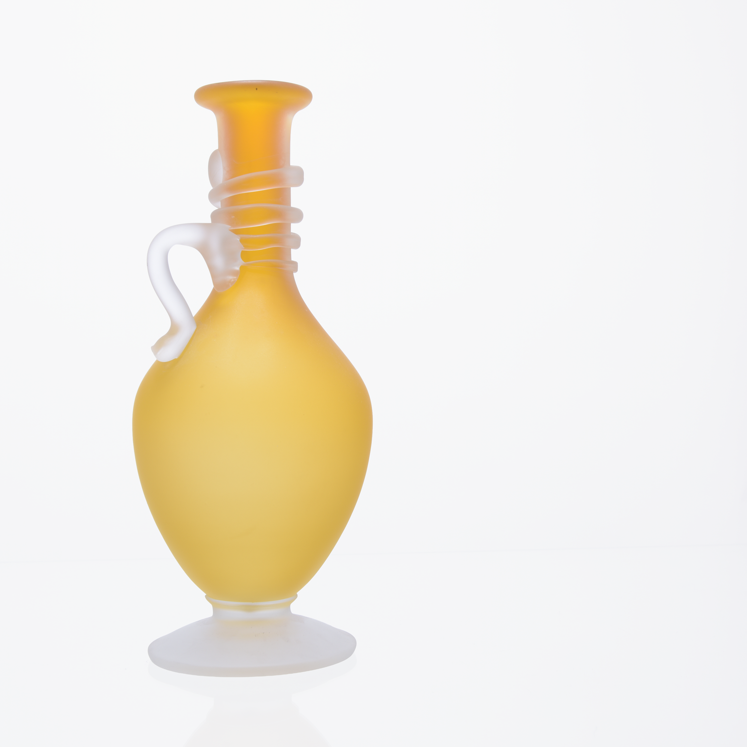 Glass jug