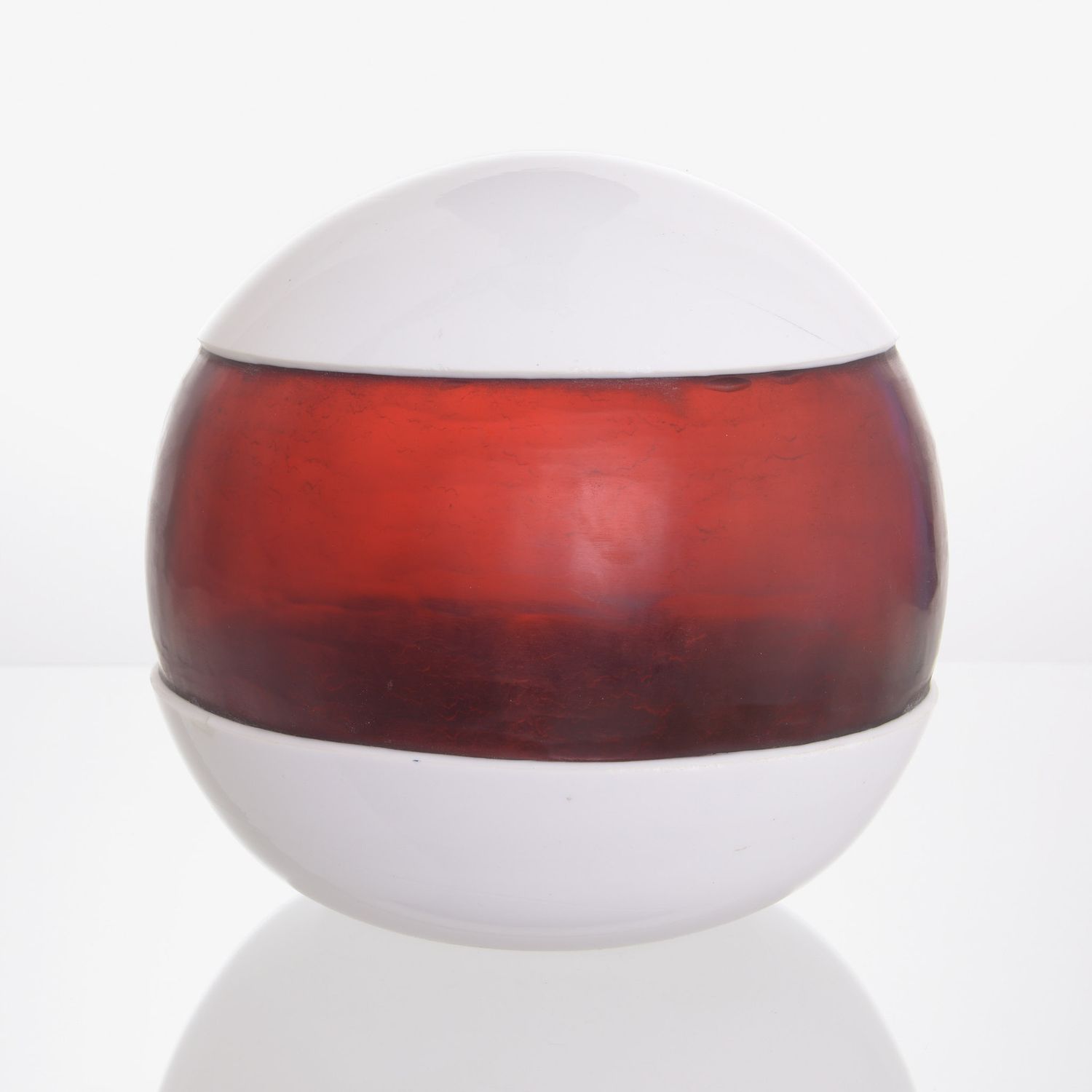 Glass lamp in white and red colors