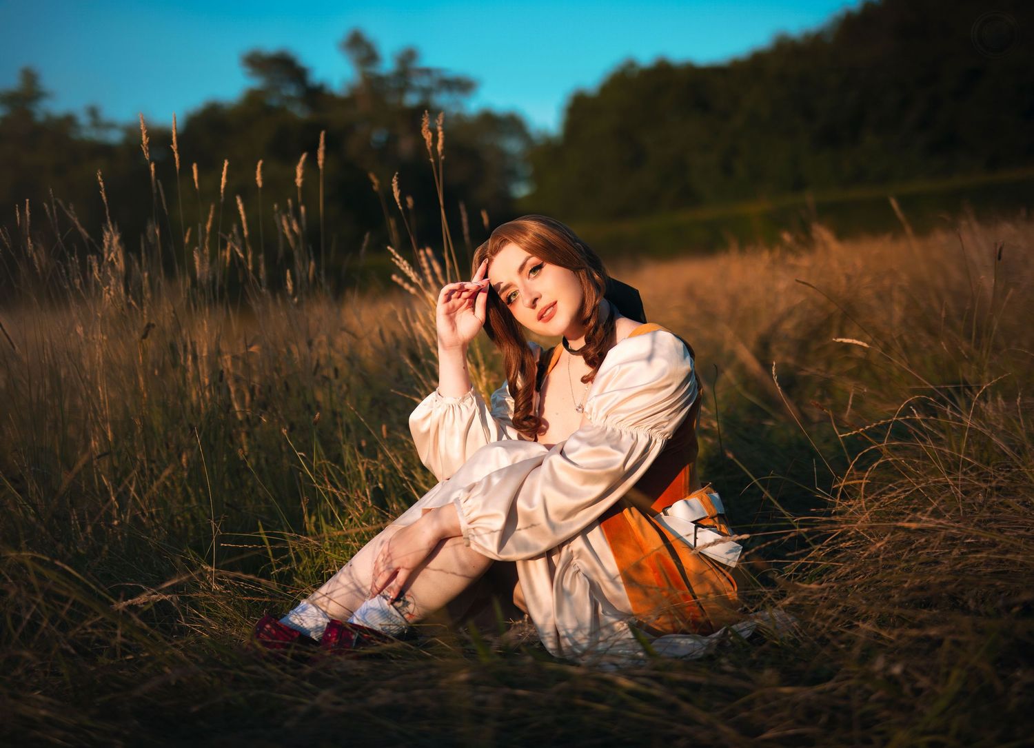 Cosplay Aerith Final Fantasy, photo à Toulon, photographe met en valeur costume et ambiance fantasy.