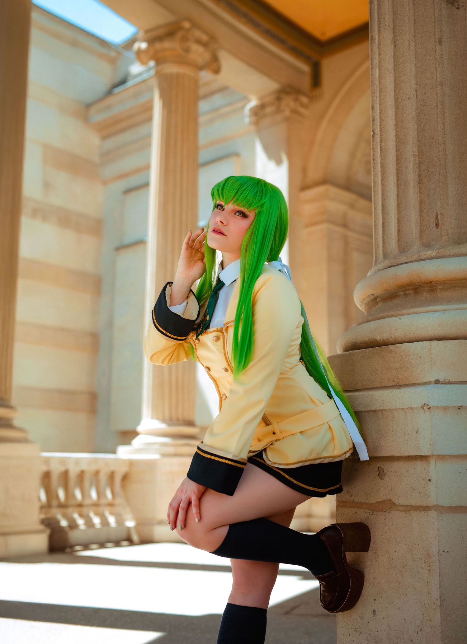 Cosplay CC Code Geass au Palais Longchamps, photo à Toulon, photographe capture élégance et costume.