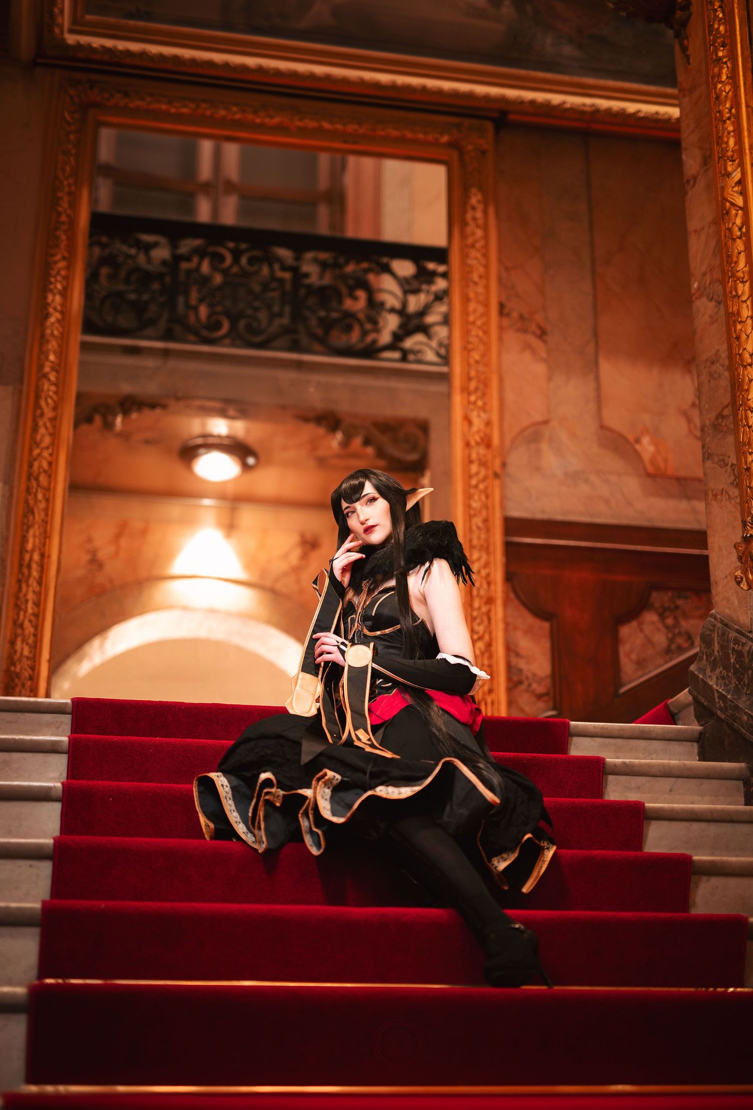 Cosplay Semiramis Fate, photo à Toulon, photographe capture portrait et costume détaillé.