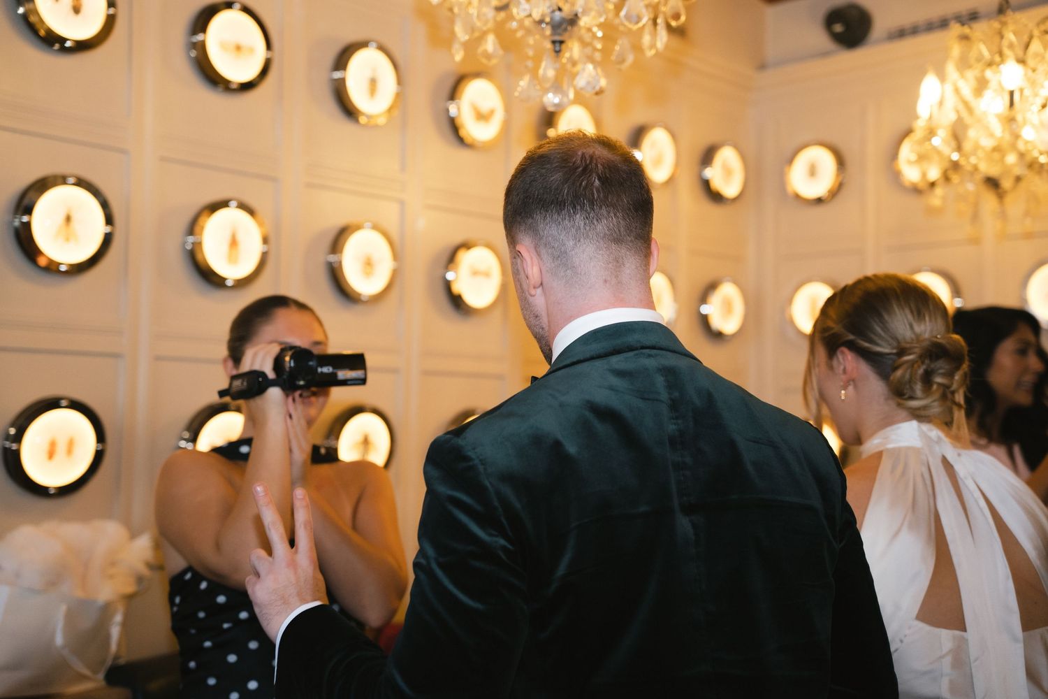Surrey & Hampshire based photographer Megan Elizabeth, creates timeless wedding photographs inspired by nostalgia, quiet moments and genuine