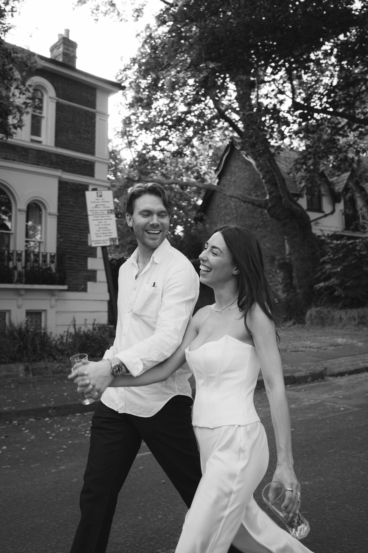 Surrey & Hampshire based photographer Megan Elizabeth, creates timeless wedding photographs inspired by nostalgia, quiet moments and genuine