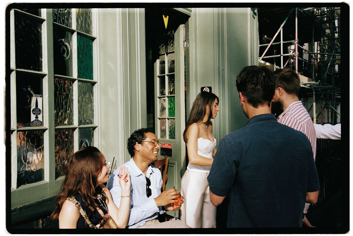 Surrey & Hampshire based photographer Megan Elizabeth, creates timeless wedding photographs inspired by nostalgia, quiet moments and genuine