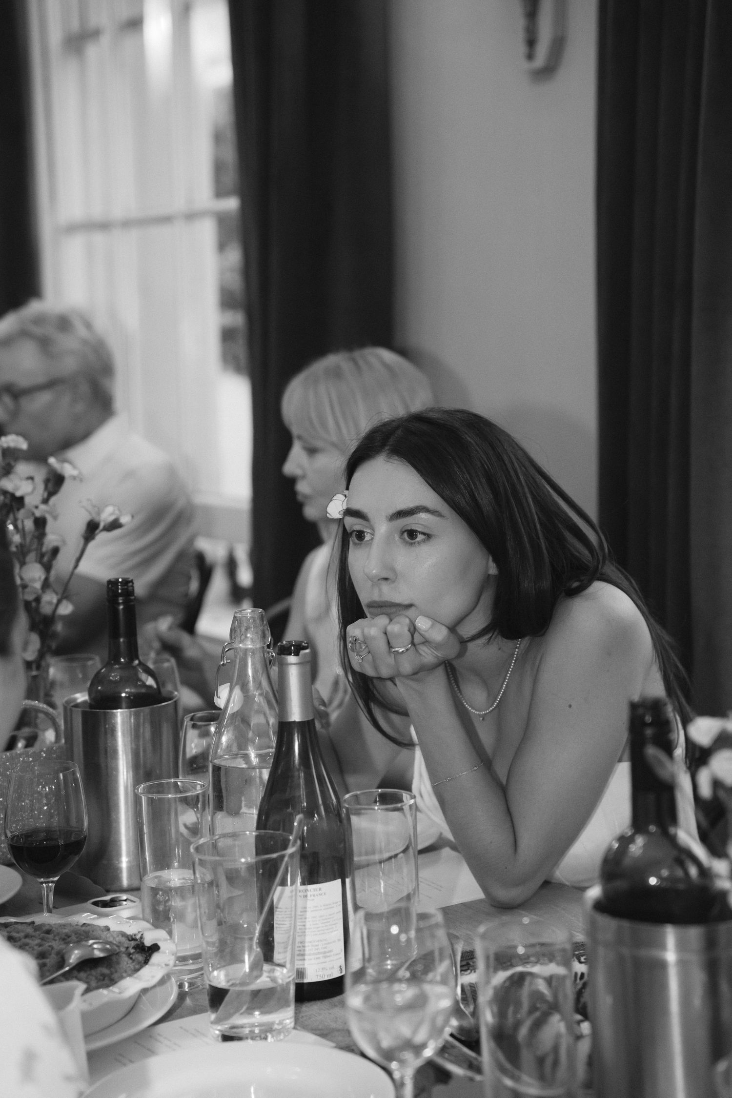 Surrey & Hampshire based photographer Megan Elizabeth, creates timeless wedding photographs inspired by nostalgia, quiet moments and genuine