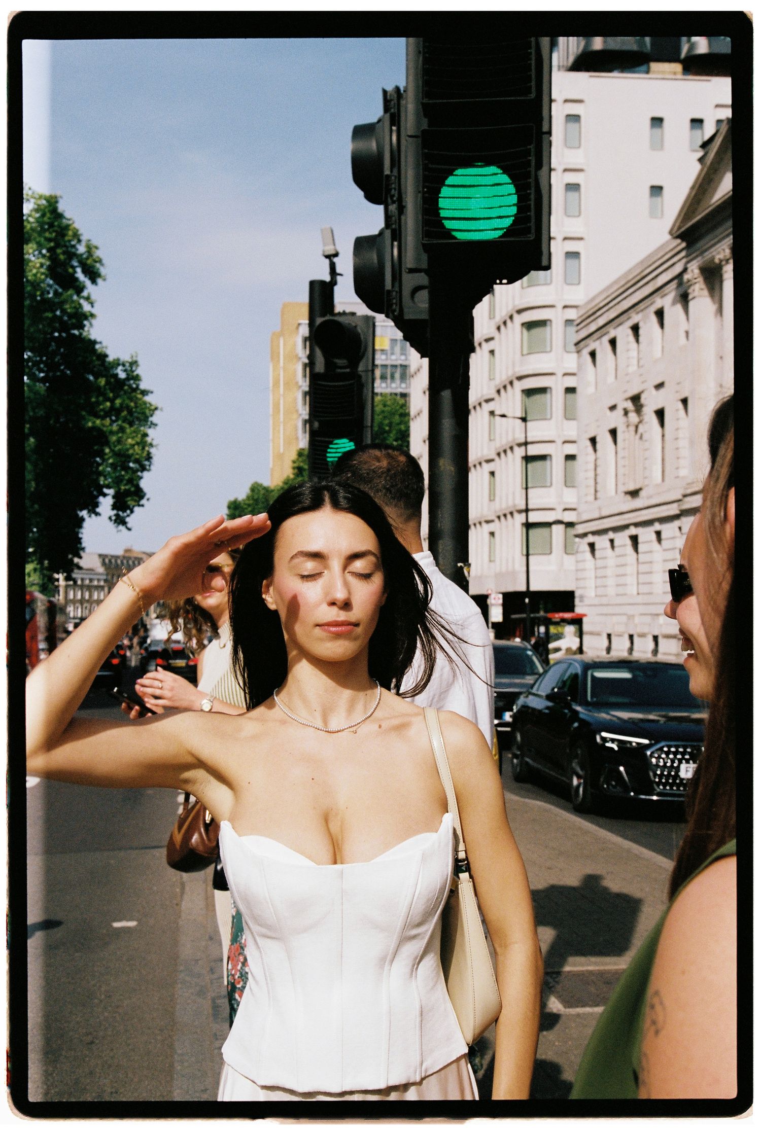 Surrey & Hampshire based photographer Megan Elizabeth, creates timeless wedding photographs inspired by nostalgia, quiet moments and genuine