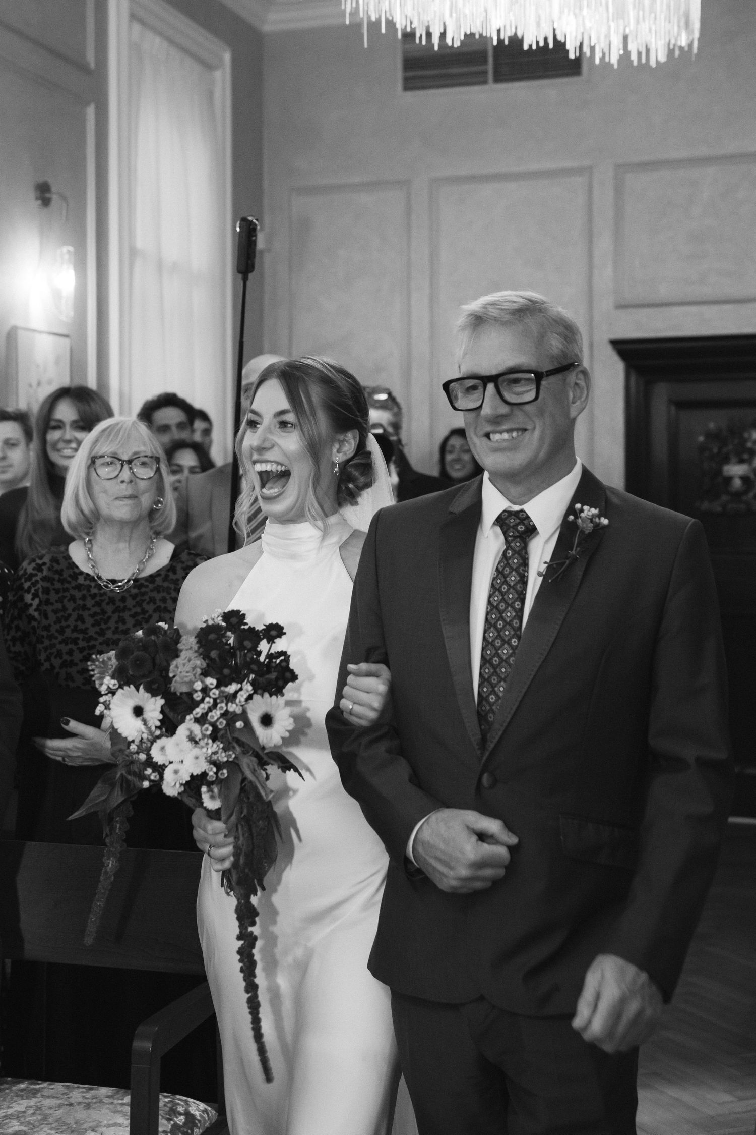 Surrey & Hampshire based photographer Megan Elizabeth, creates timeless wedding photographs inspired by nostalgia, quiet moments, 35mm film