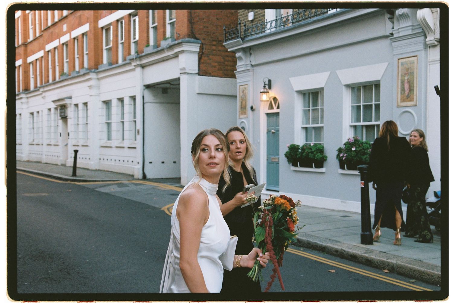 Surrey & Hampshire based photographer Megan Elizabeth, creates timeless wedding photographs inspired by nostalgia, quiet moments, 35mm film