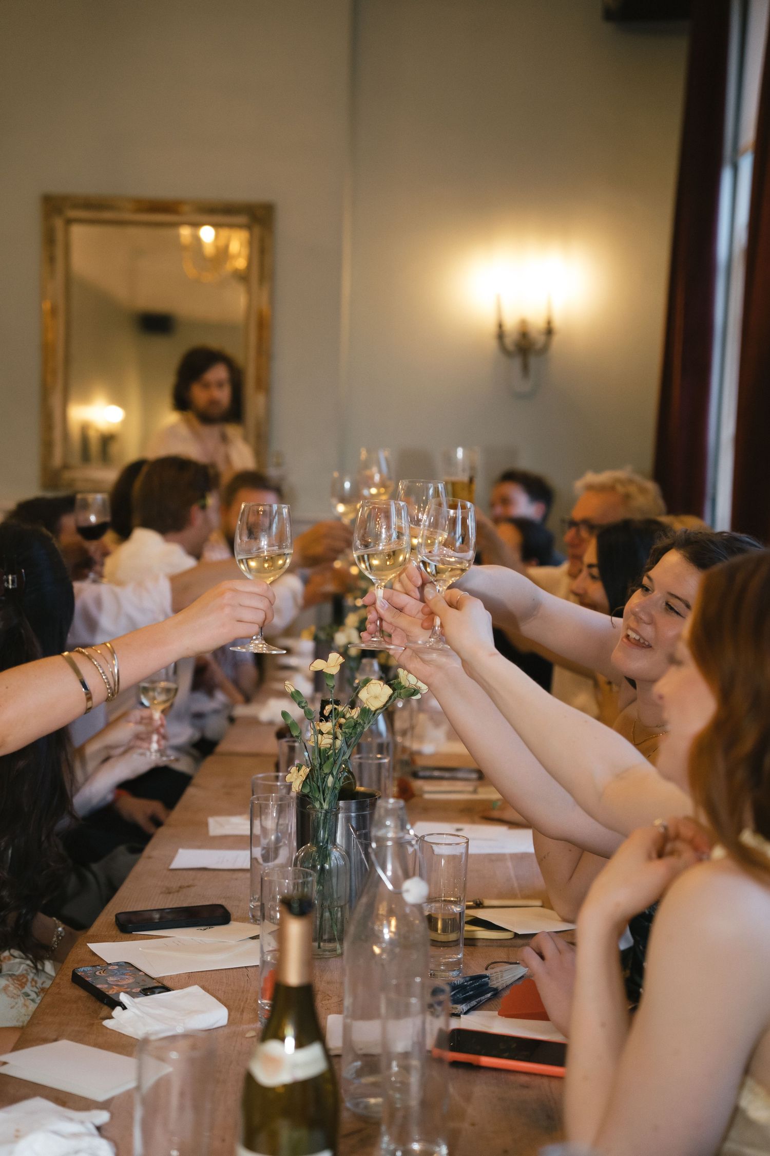 Surrey & Hampshire based photographer Megan Elizabeth, creates timeless wedding photographs inspired by nostalgia, quiet moments and genuine