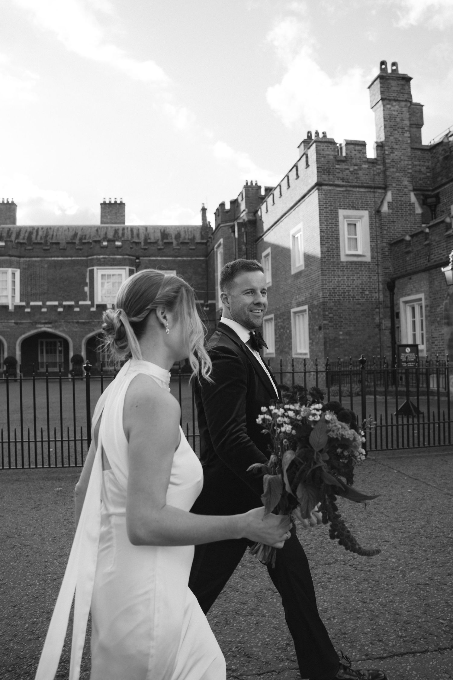 Surrey & Hampshire based photographer Megan Elizabeth, creates timeless wedding photographs inspired by nostalgia, quiet moments and genuine