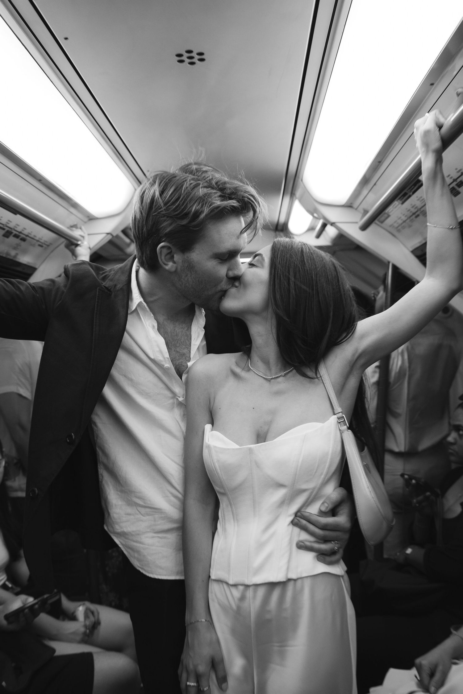 Surrey & Hampshire based photographer Megan Elizabeth, creates timeless wedding photographs inspired by nostalgia, quiet moments and genuine