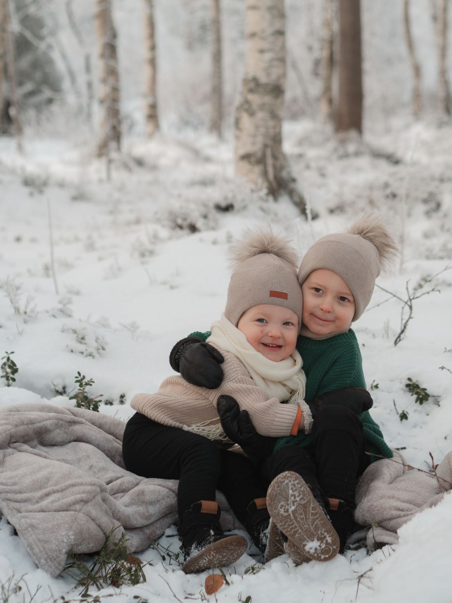Lapsi-, perhe- ja juhlavalokuvausta Oulussa.