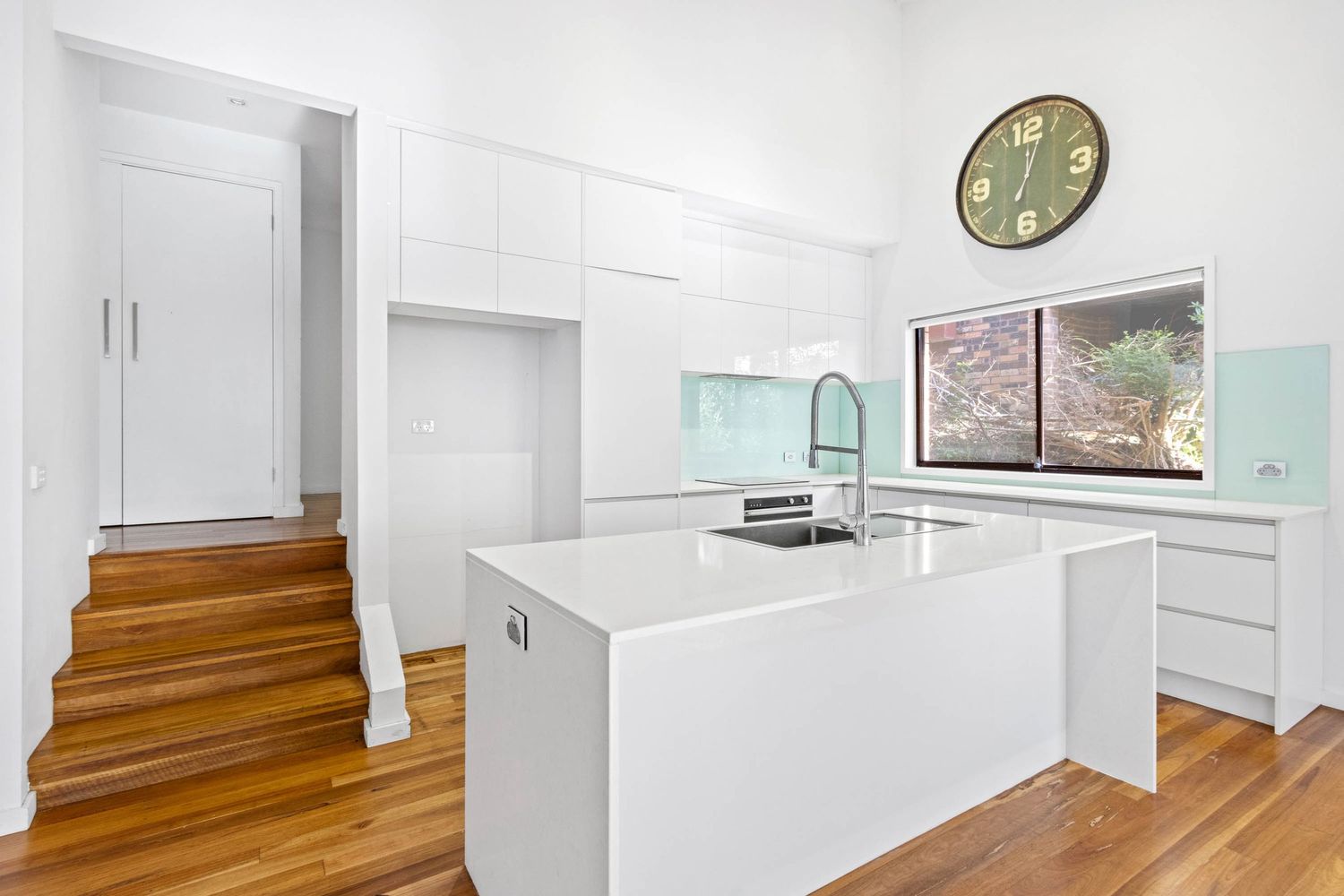 Real estate photography of a modern kitchen